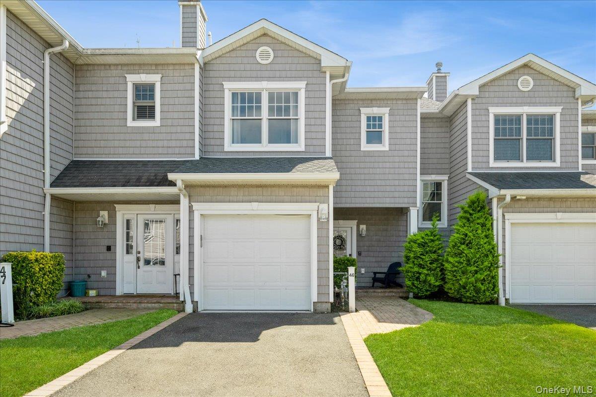 46 Ocean Watch Court, Freeport, NY 11520