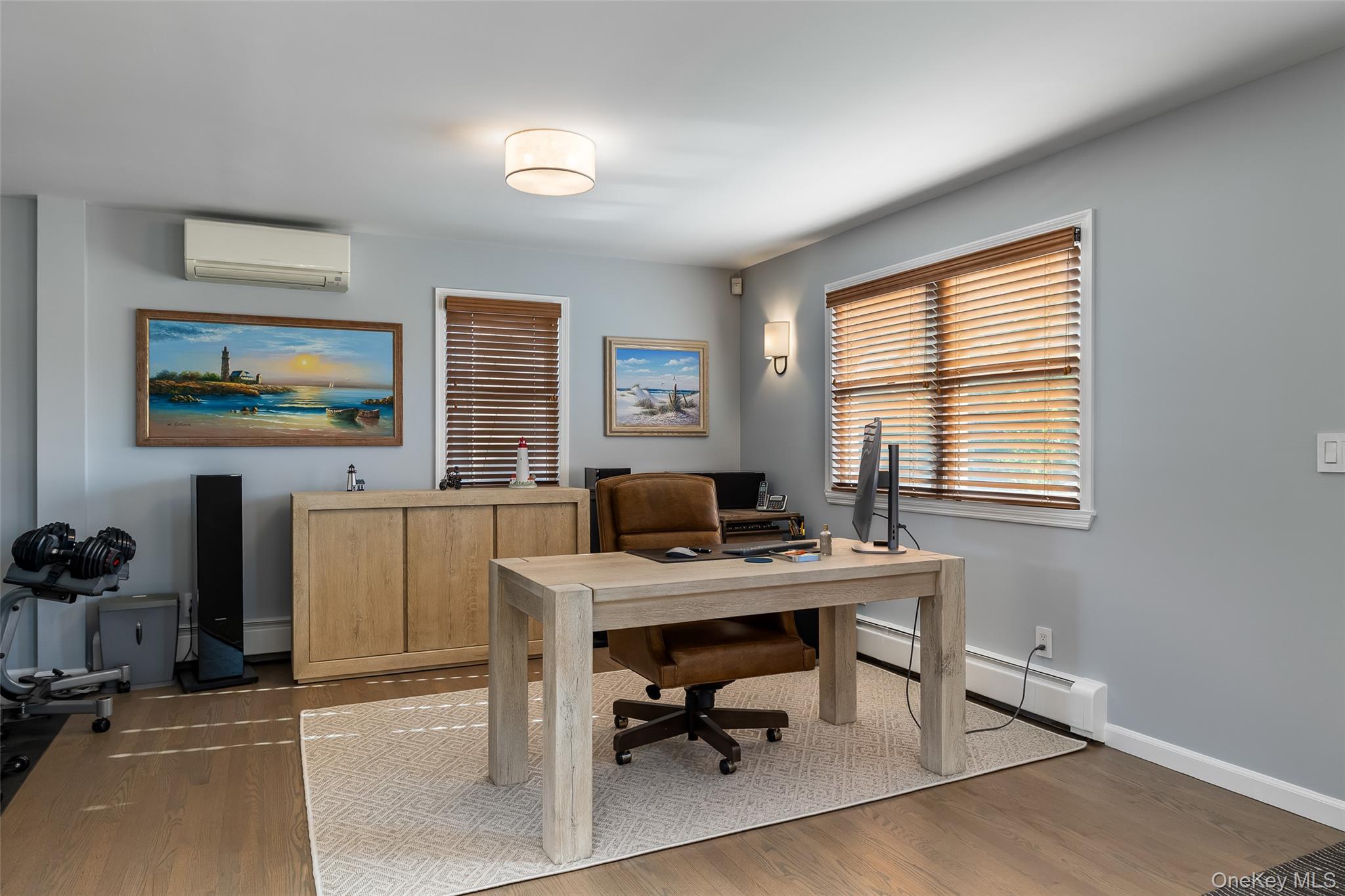 844 S 7th Street, Lindenhurst, NY 11757