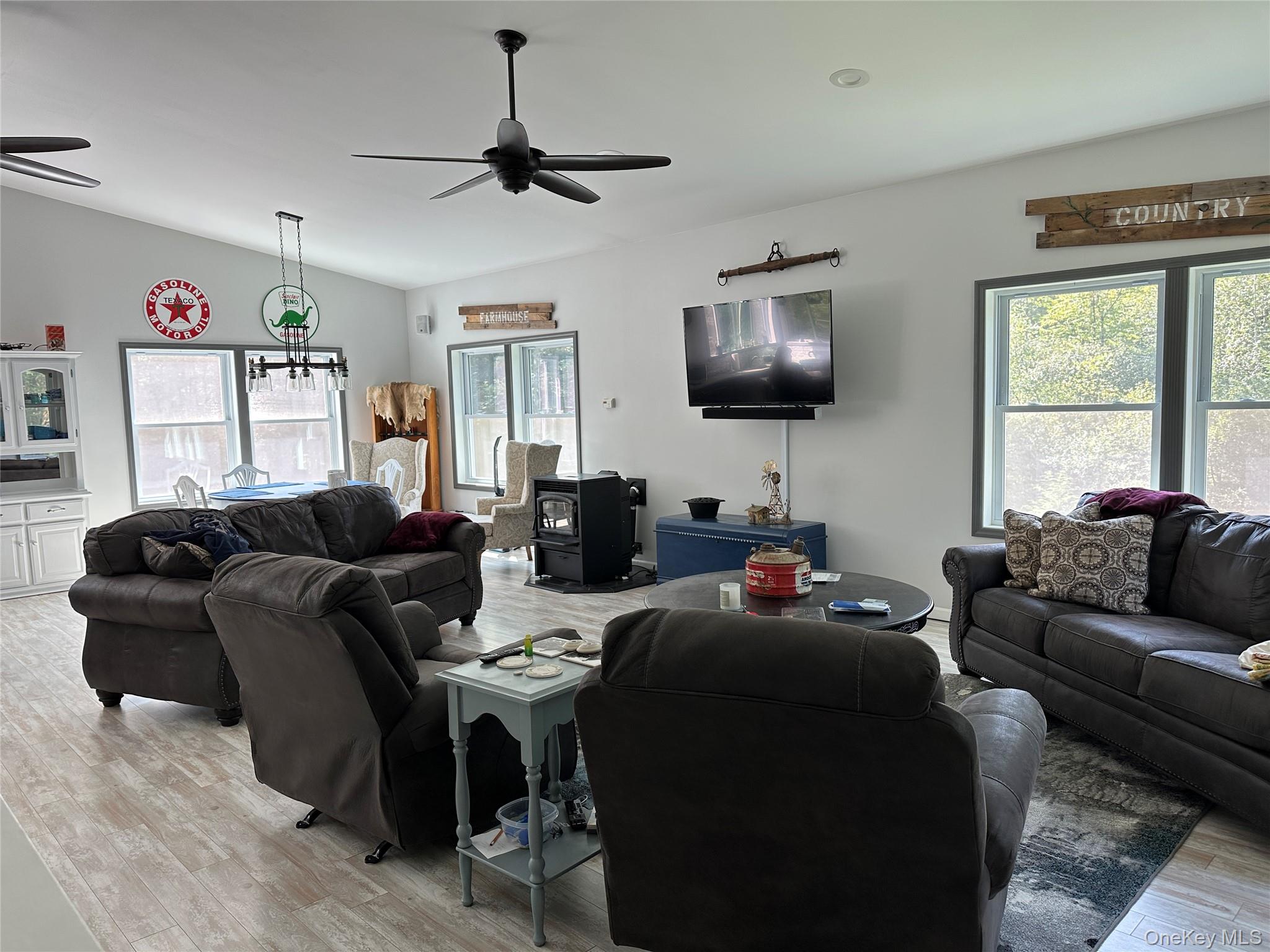 451 Breezy Hill Road, Parksville, NY 12768