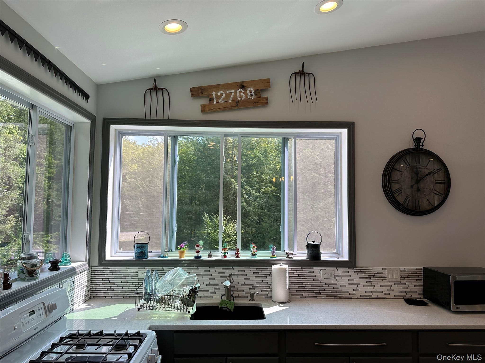 451 Breezy Hill Road, Parksville, NY 12768