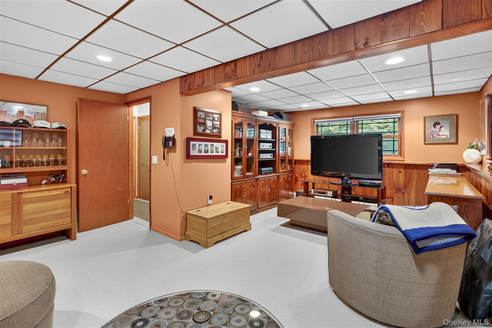 83 Camelot Road, Poughkeepsie, NY 12601