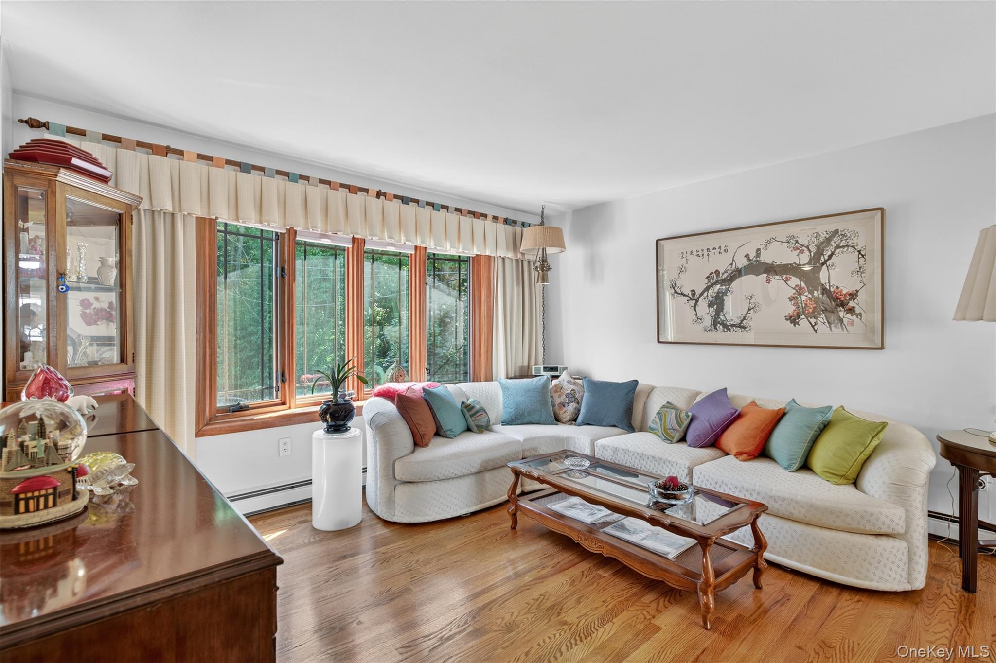 83 Camelot Road, Poughkeepsie, NY 12601