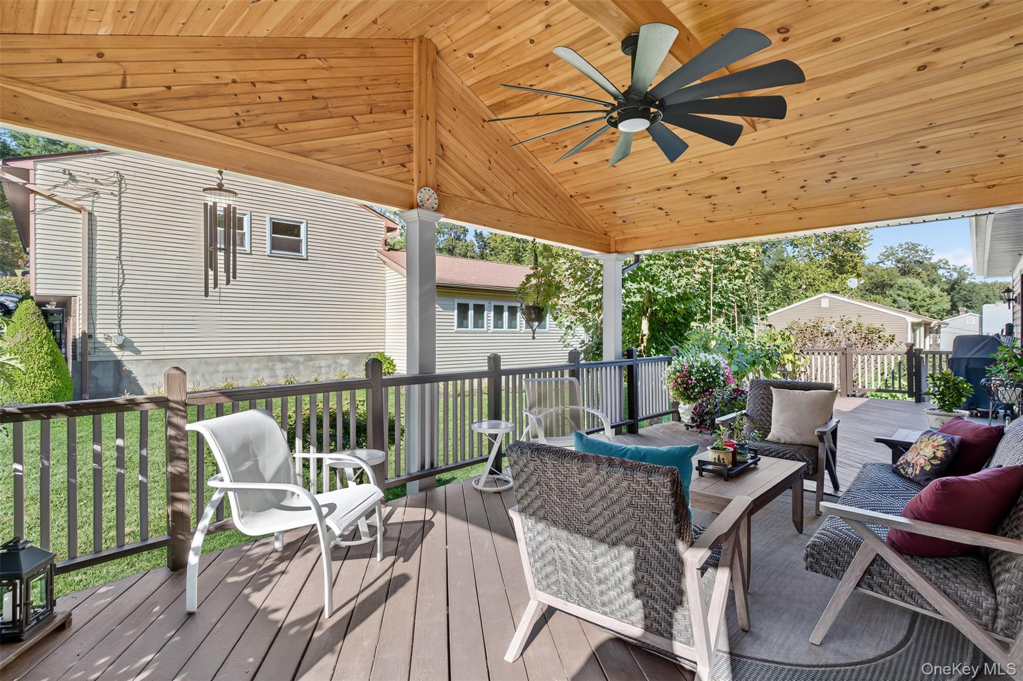 83 Camelot Road, Poughkeepsie, NY 12601