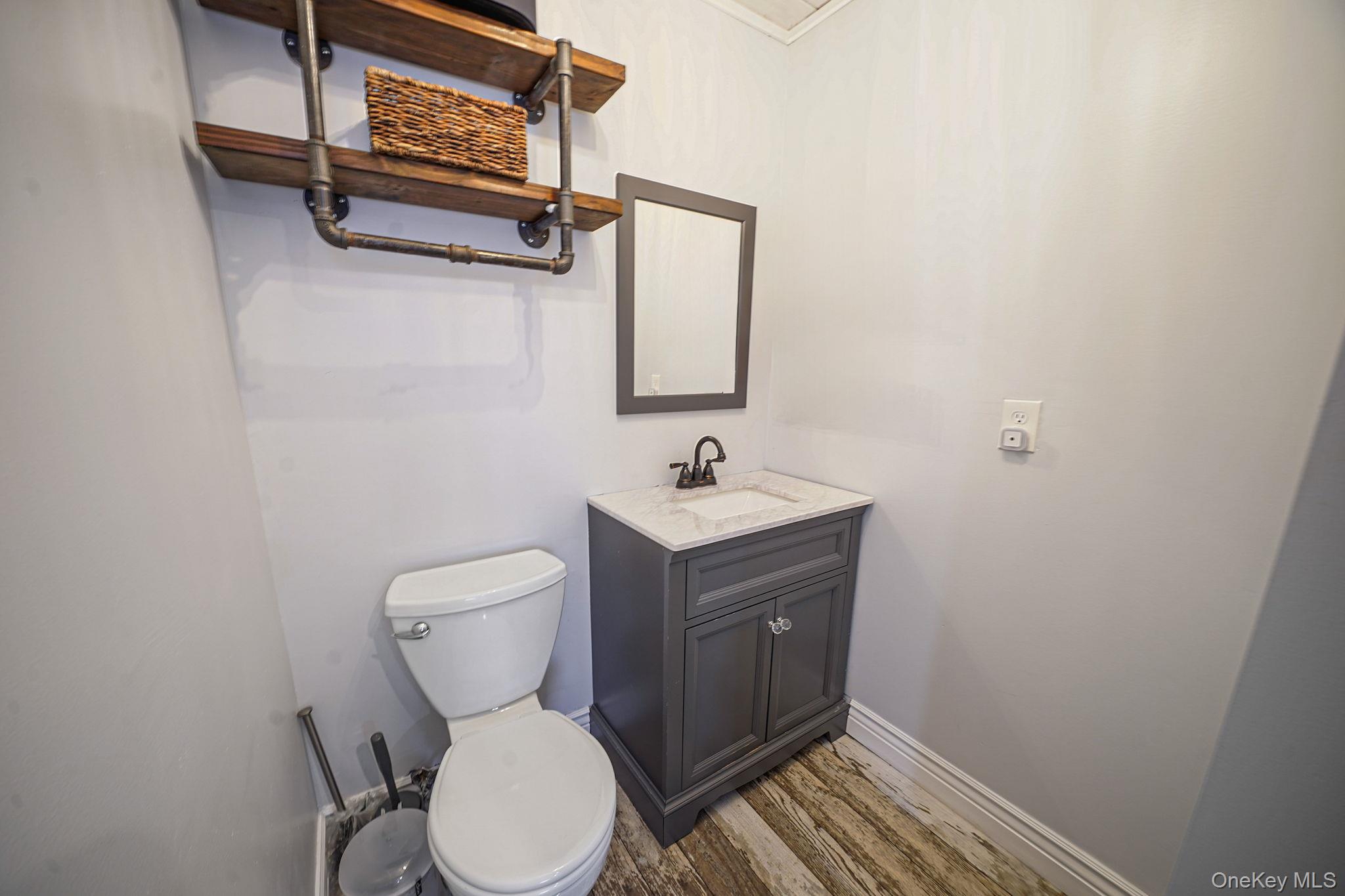 9 Carston Street W, Selden, NY 11784