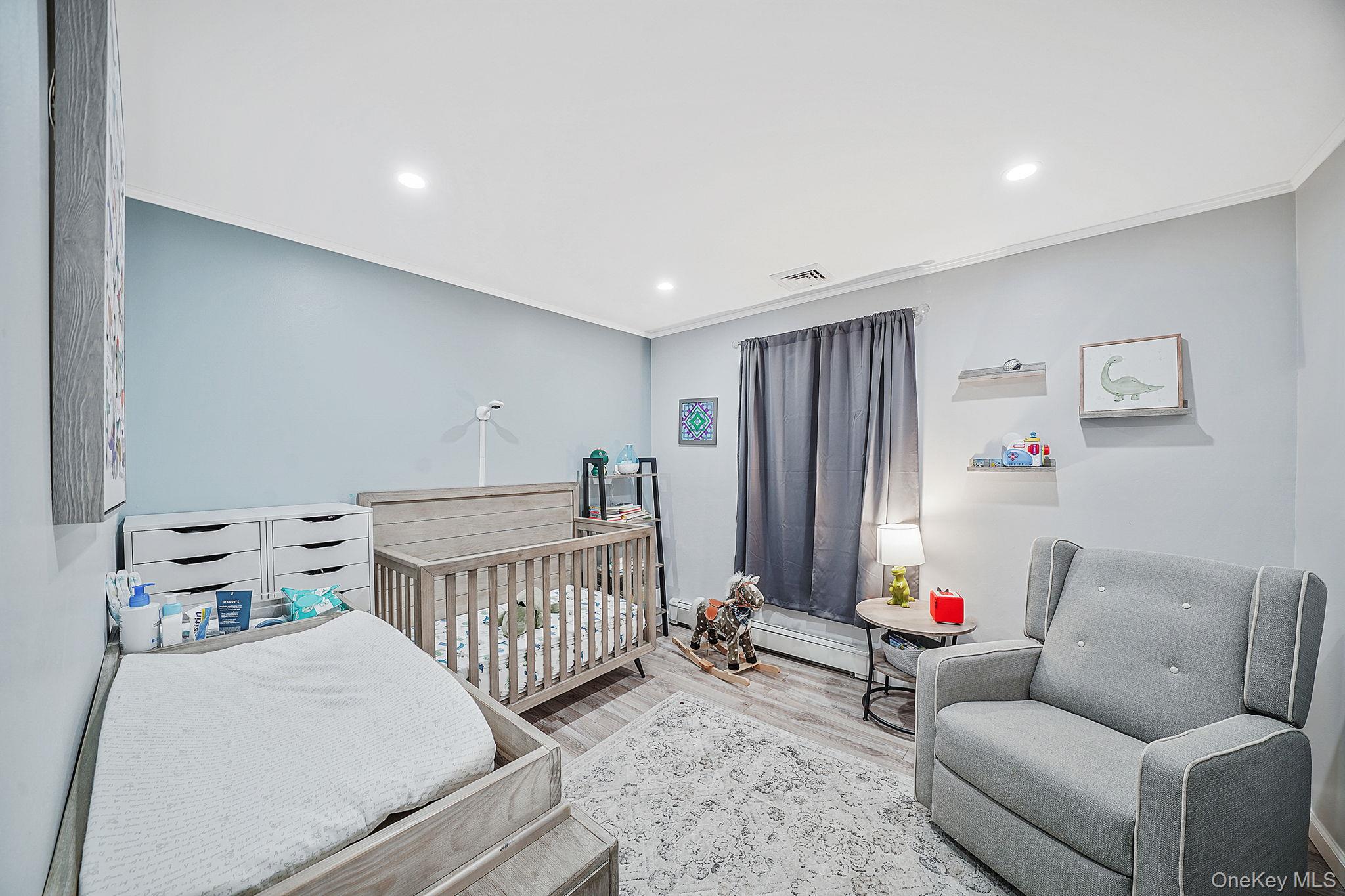 9 Carston Street W, Selden, NY 11784