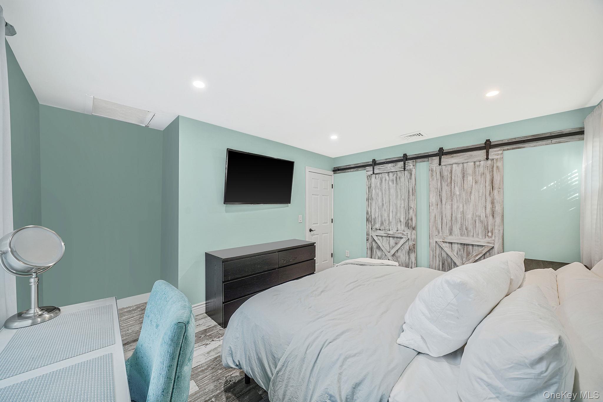 9 Carston Street W, Selden, NY 11784