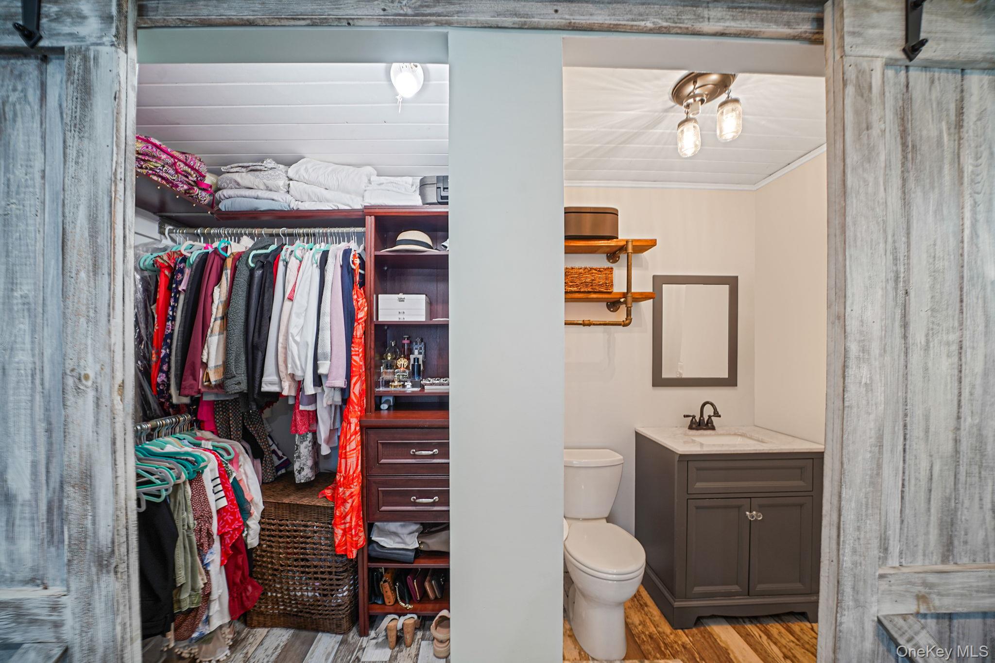 9 Carston Street W, Selden, NY 11784