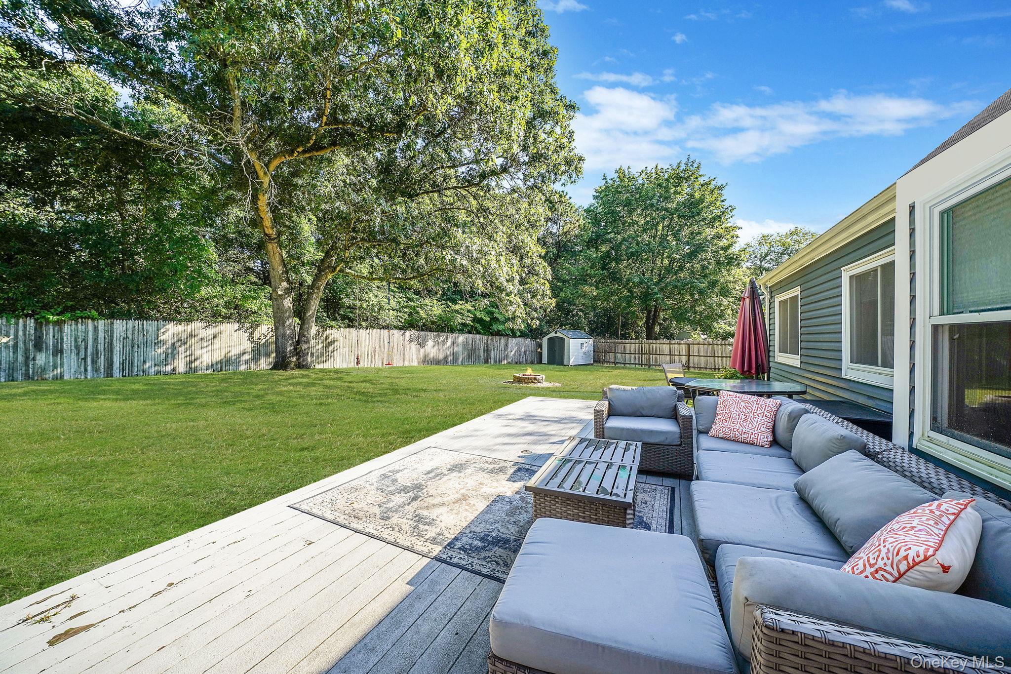 9 Carston Street W, Selden, NY 11784