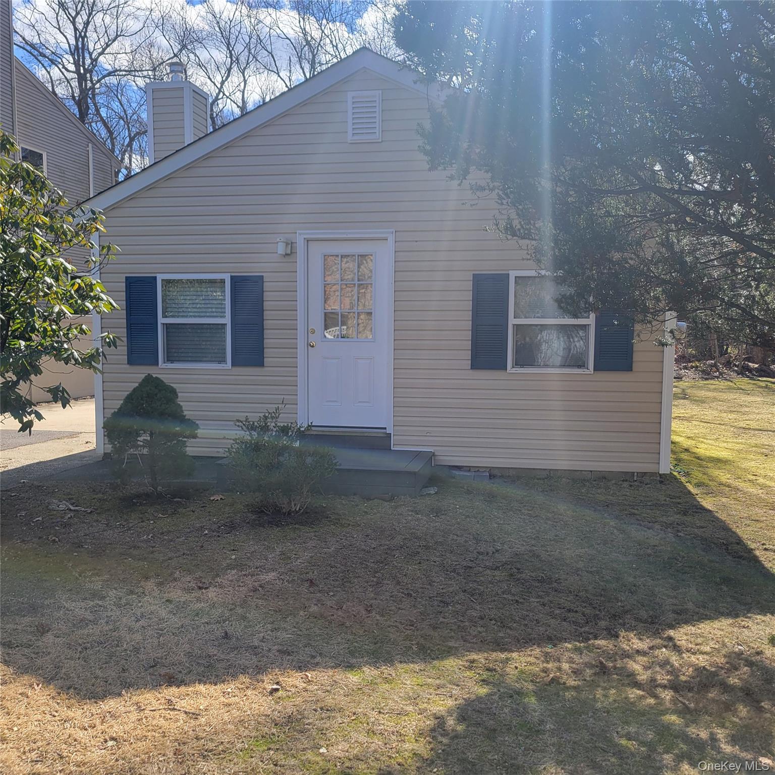 72 Rutgers Lane, Greenlawn, NY 11743