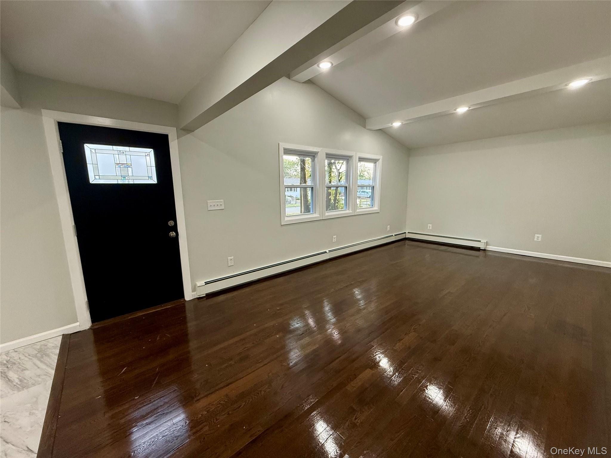 9 Holt Street, Amityville, NY 11701