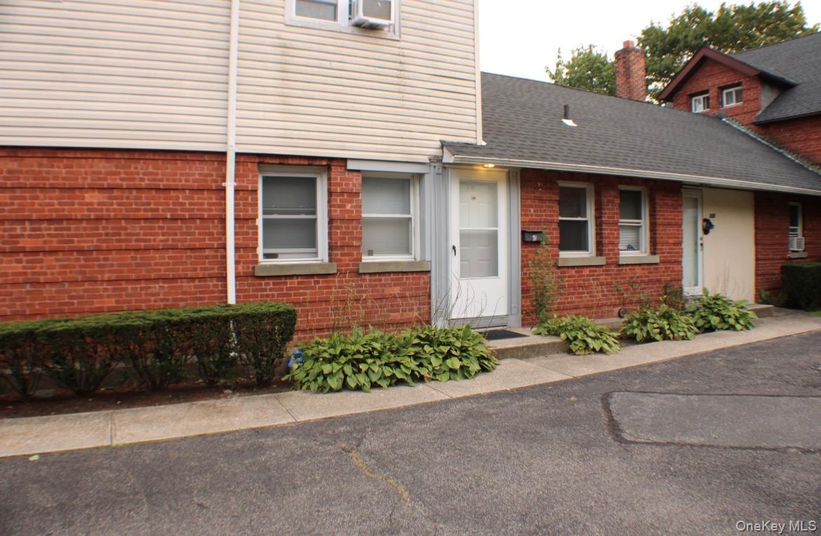 534 Milligan Lane # 3B, West Islip, NY 11795