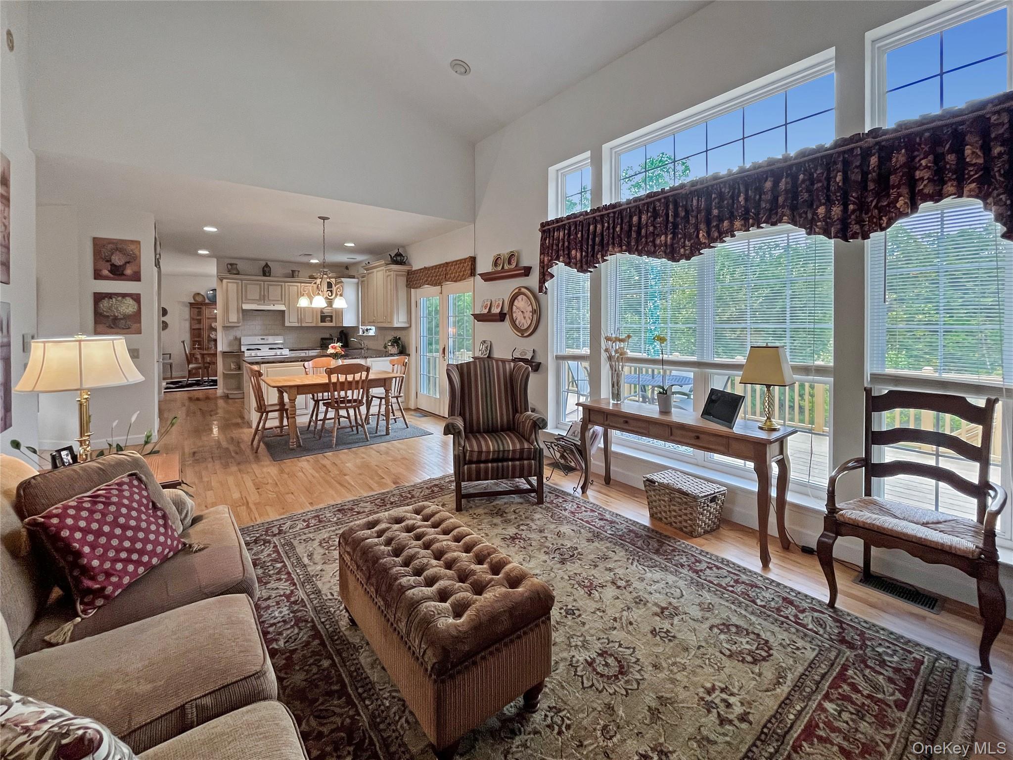 16 Alder Way, Wappingers Falls, NY 12590