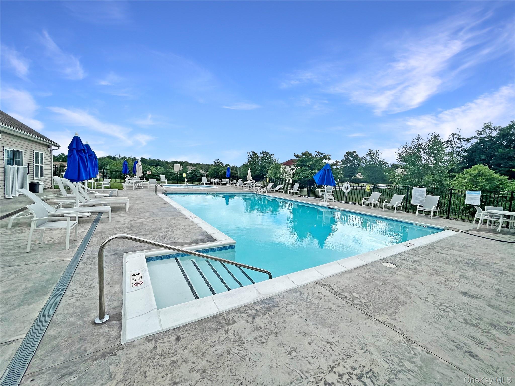 16 Alder Way, Wappingers Falls, NY 12590