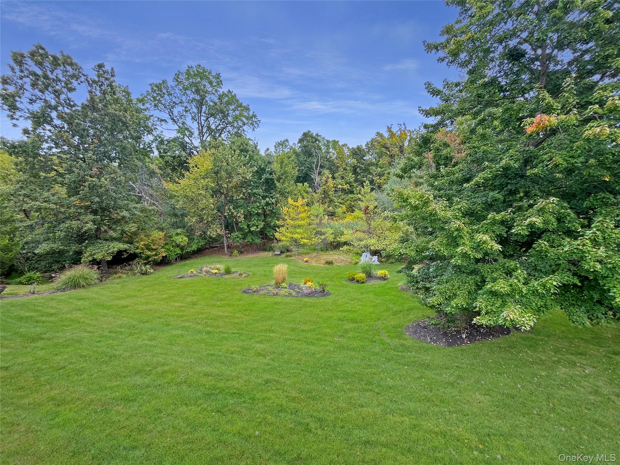 16 Alder Way, Wappingers Falls, NY 12590