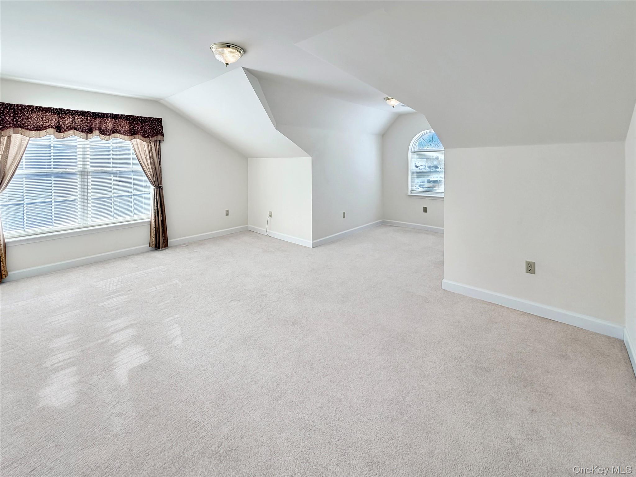 16 Alder Way, Wappingers Falls, NY 12590