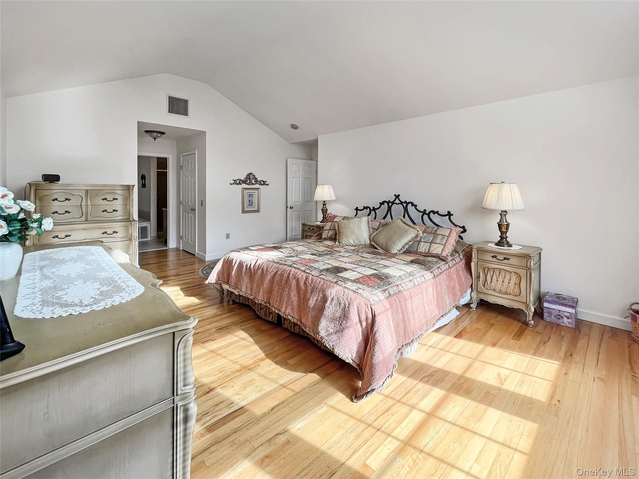 16 Alder Way, Wappingers Falls, NY 12590