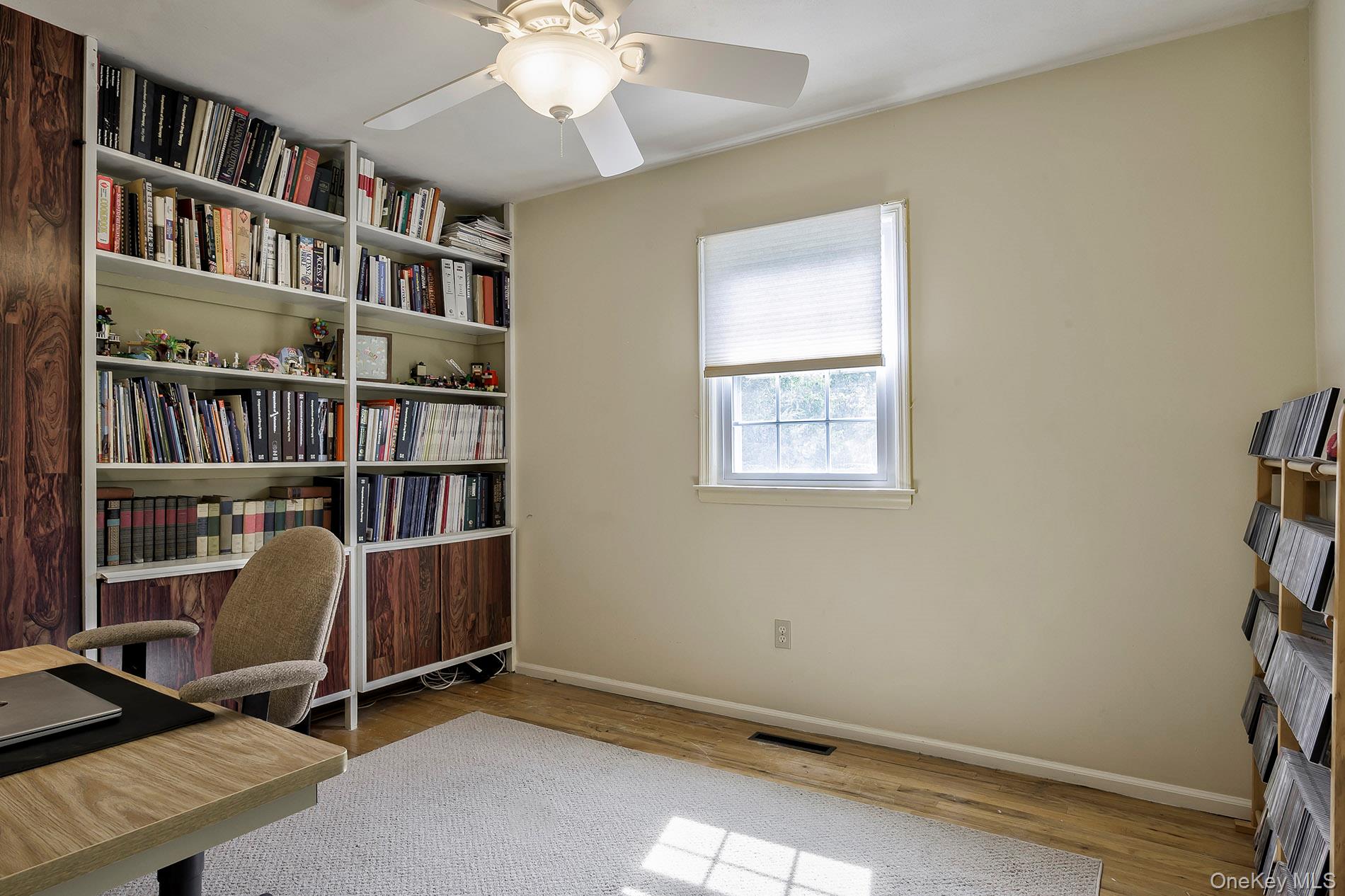 12 Foxdale Court, Huntington Station, NY 11746