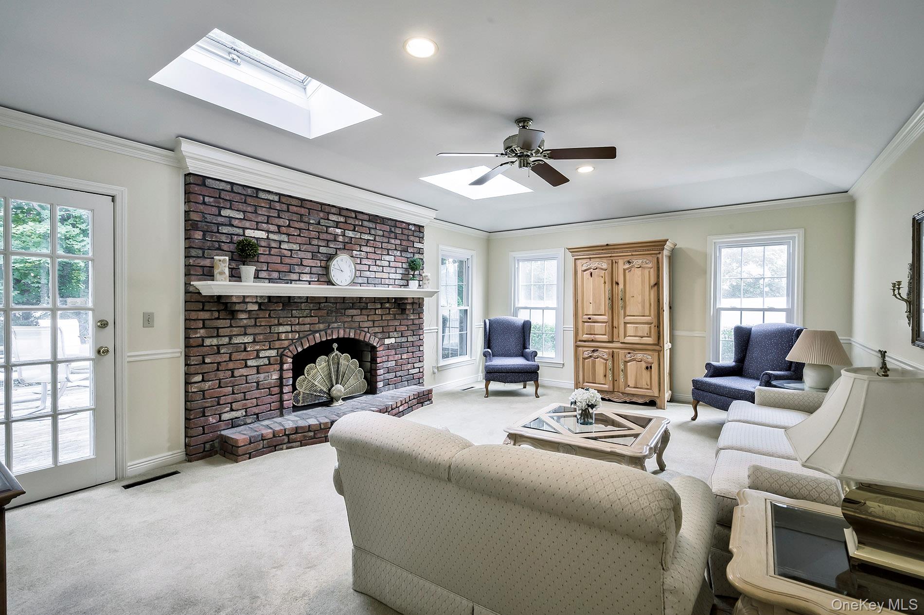 12 Foxdale Court, Huntington Station, NY 11746