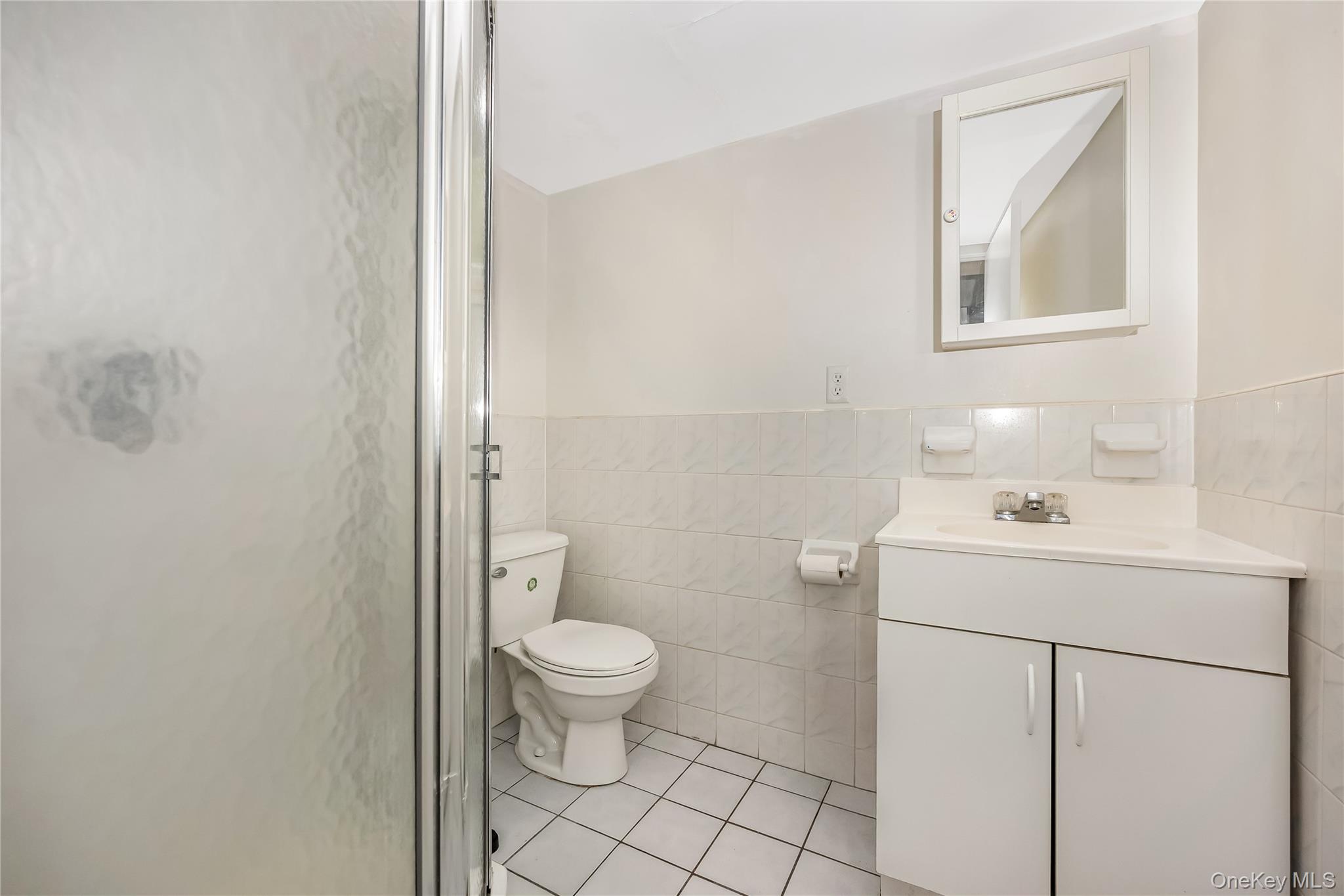 76-27 175 Street, Fresh Meadows, NY 11366