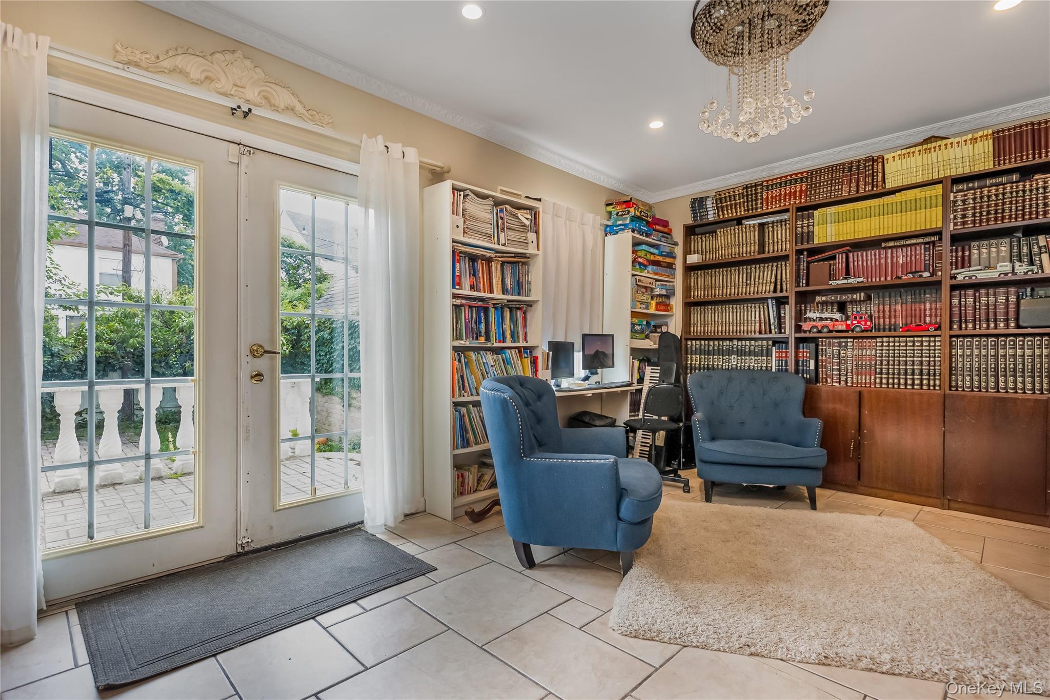 76-27 175 Street, Fresh Meadows, NY 11366