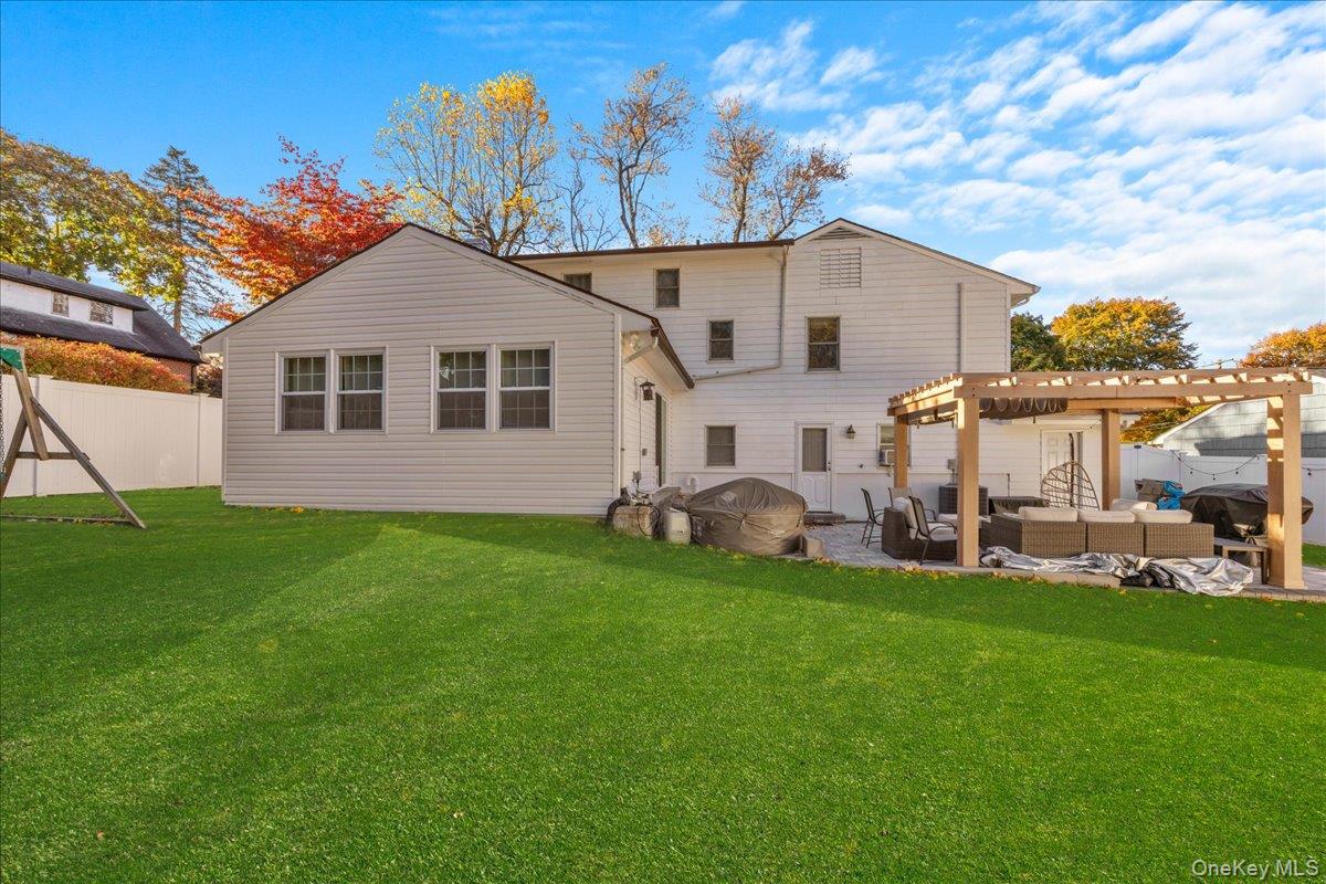 75 Shirley Lane, White Plains, NY 10607