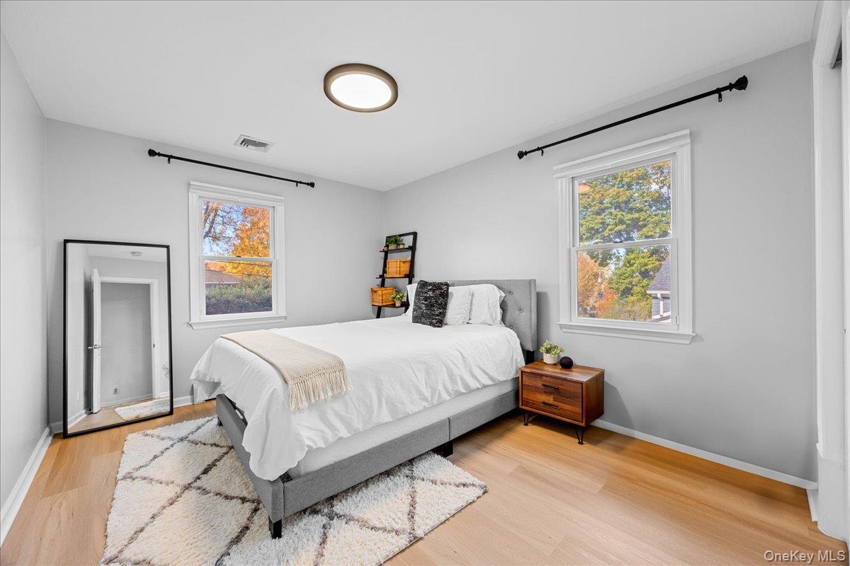 75 Shirley Lane, White Plains, NY 10607