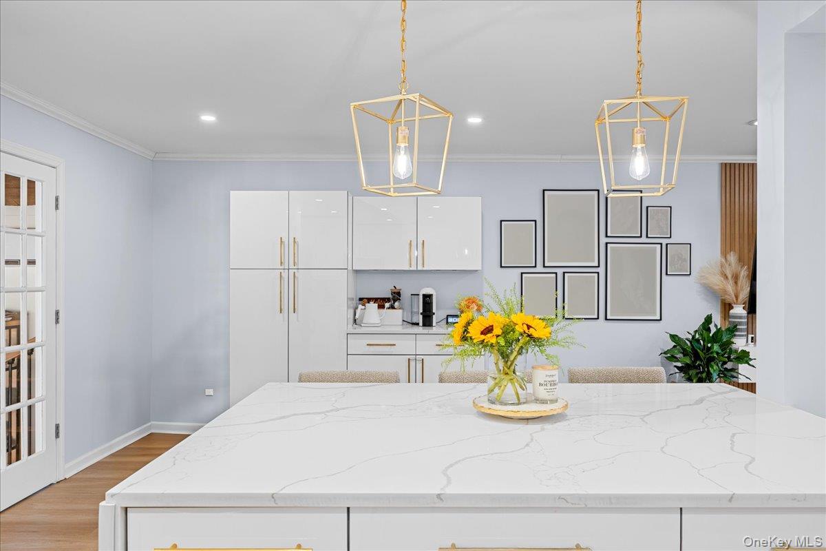 75 Shirley Lane, White Plains, NY 10607