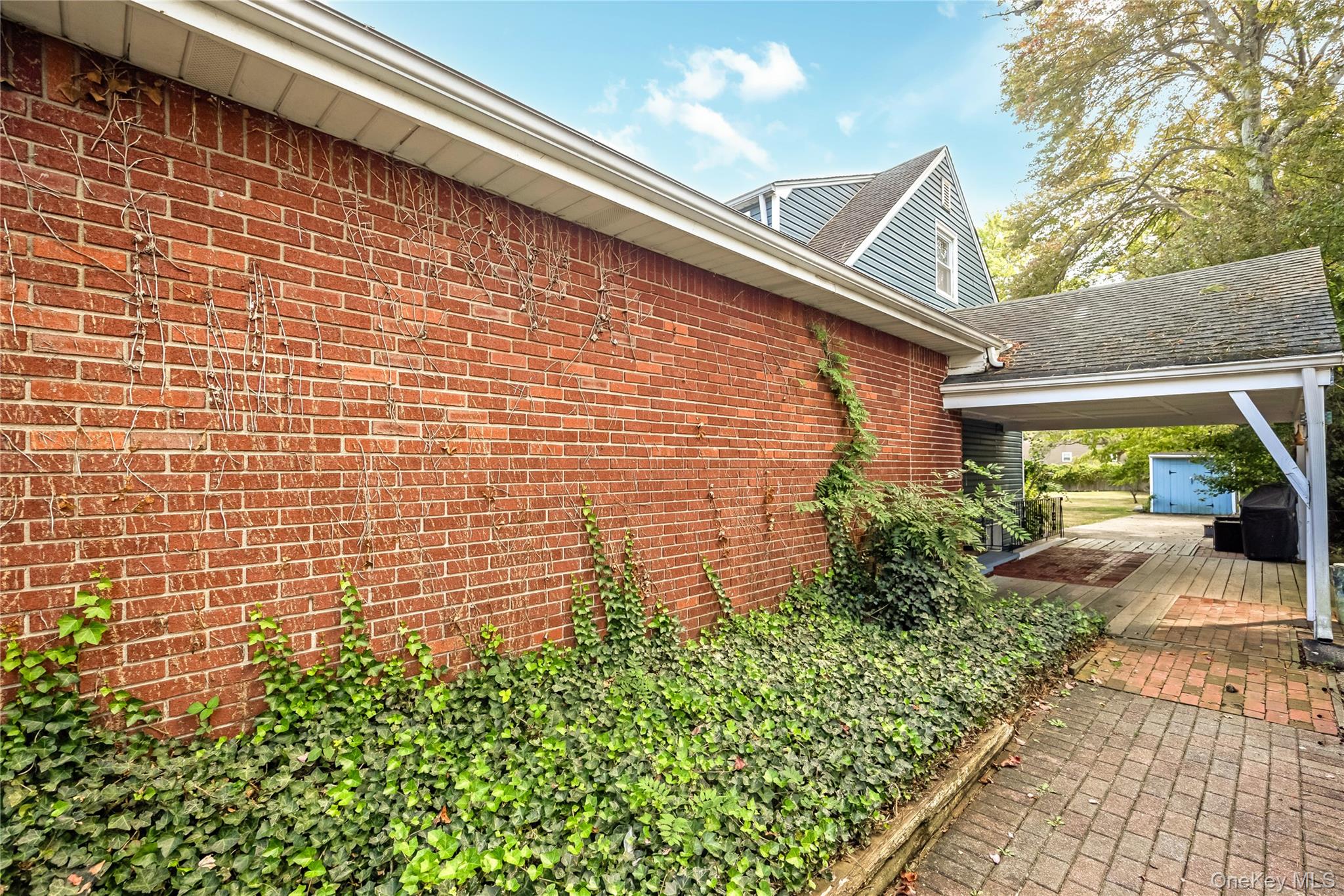 35 Forest Avenue, West Babylon, NY 11704