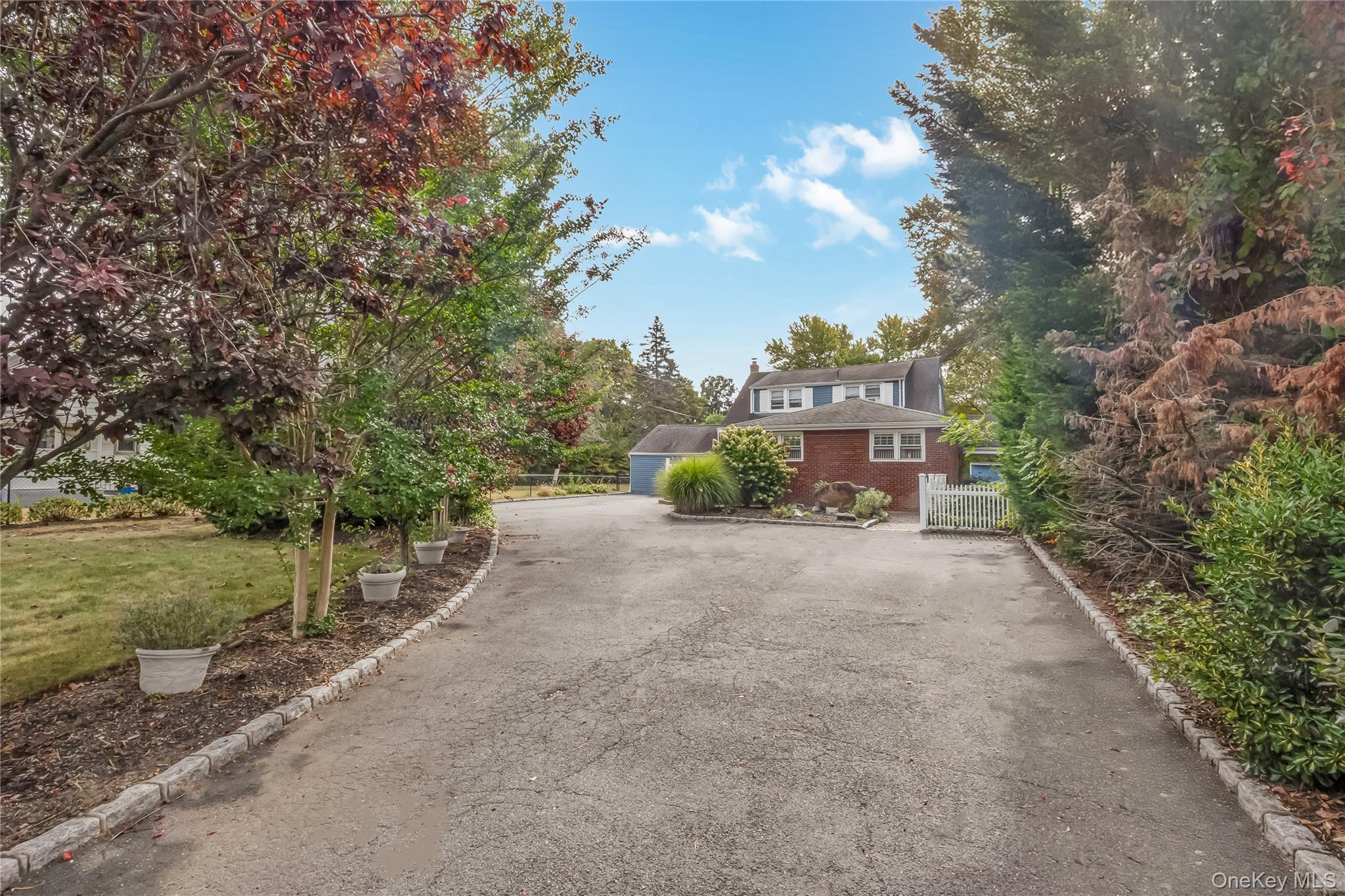 35 Forest Avenue, West Babylon, NY 11704