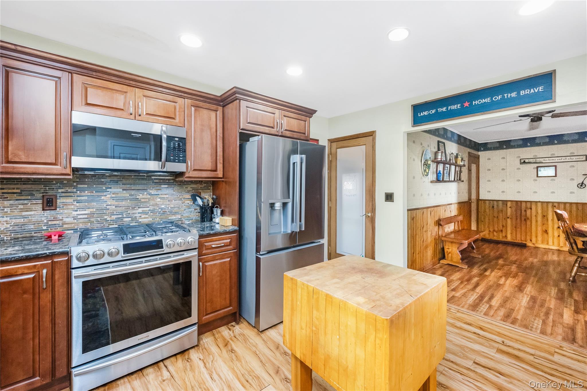 35 Forest Avenue, West Babylon, NY 11704