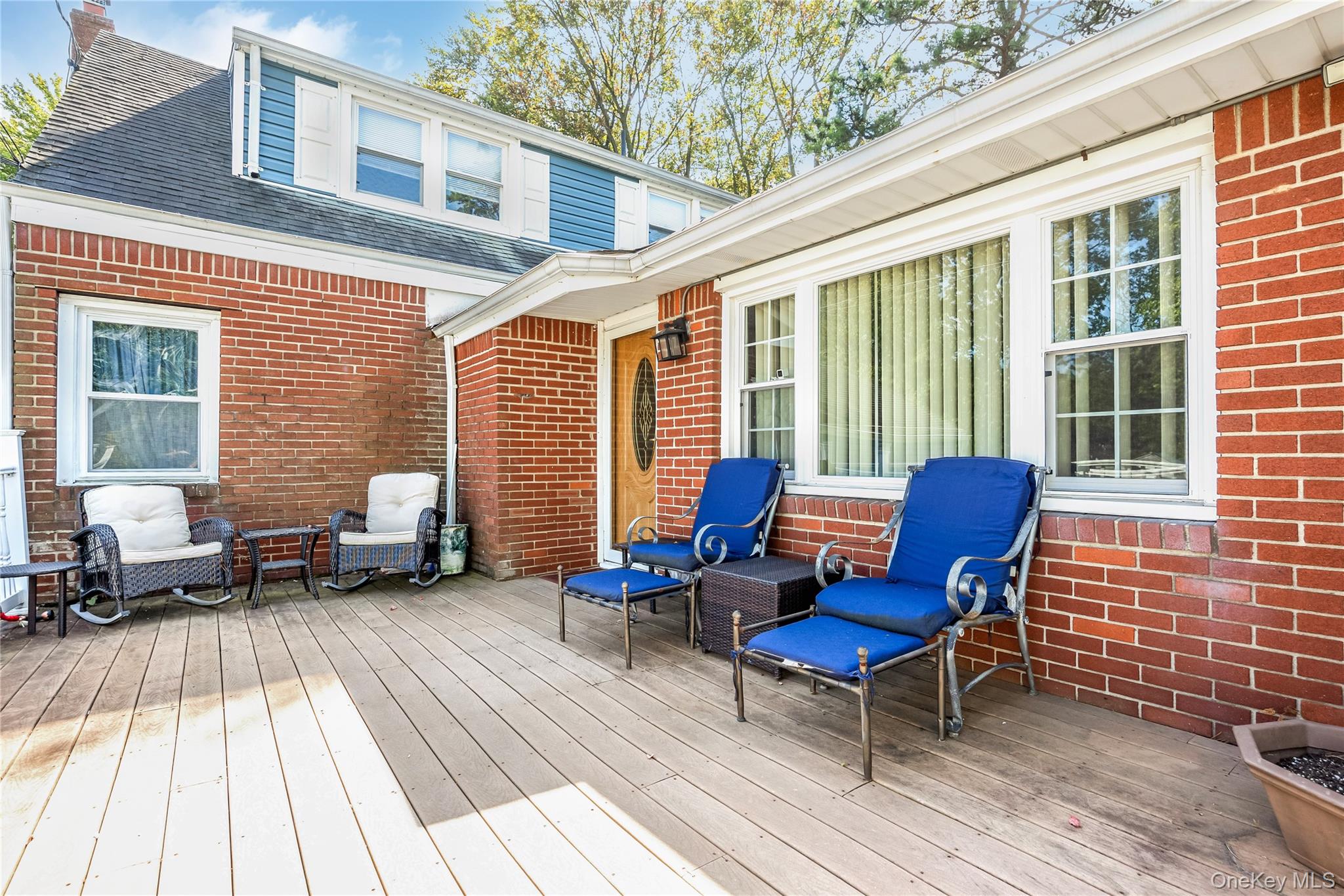 35 Forest Avenue, West Babylon, NY 11704