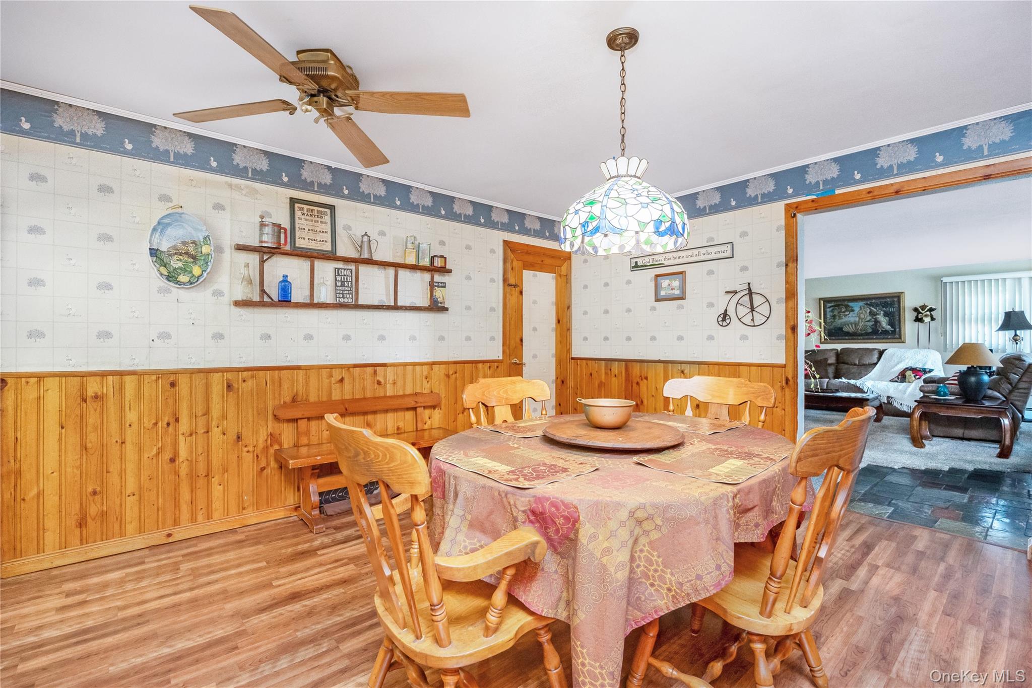 35 Forest Avenue, West Babylon, NY 11704