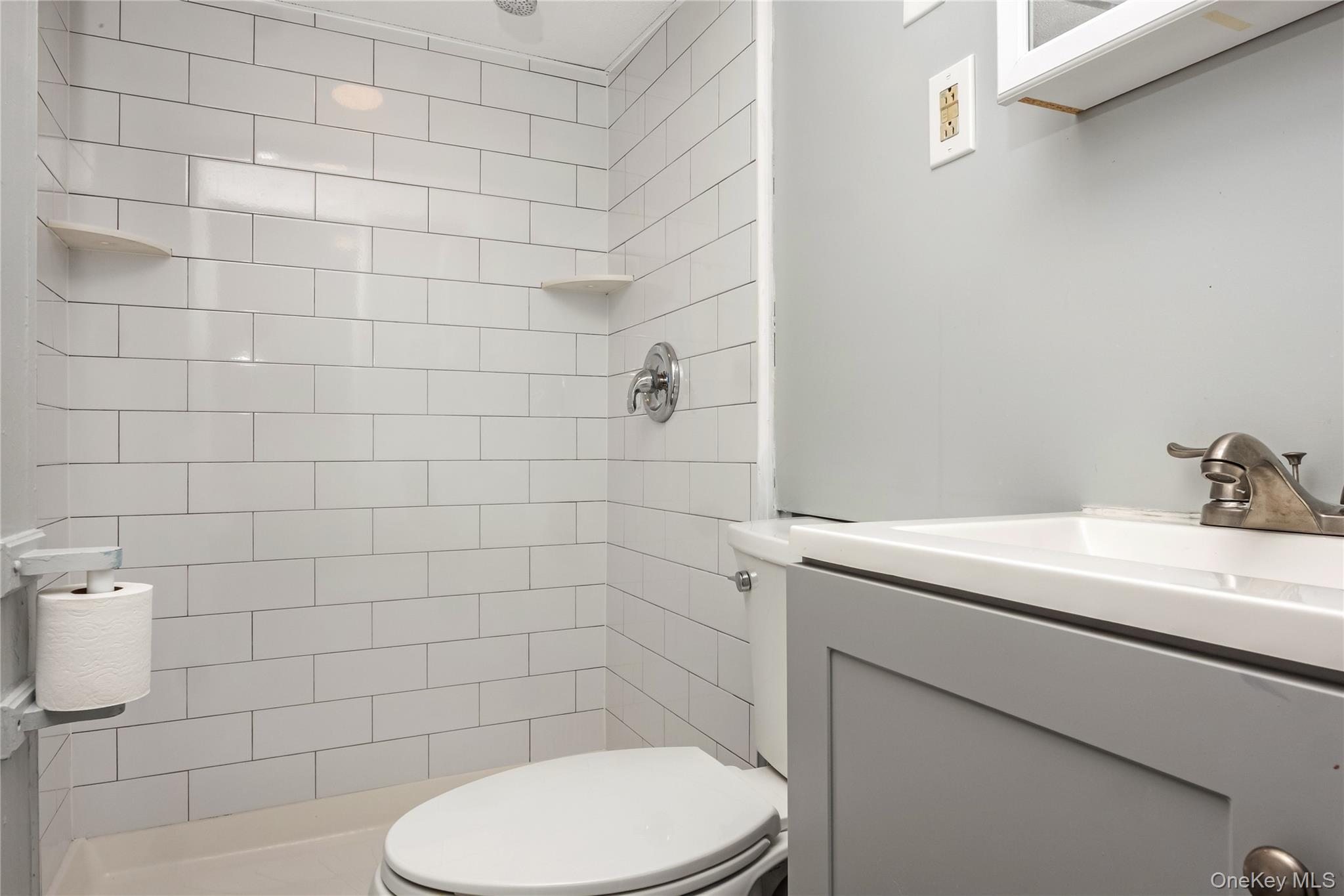 35 Forest Avenue, West Babylon, NY 11704