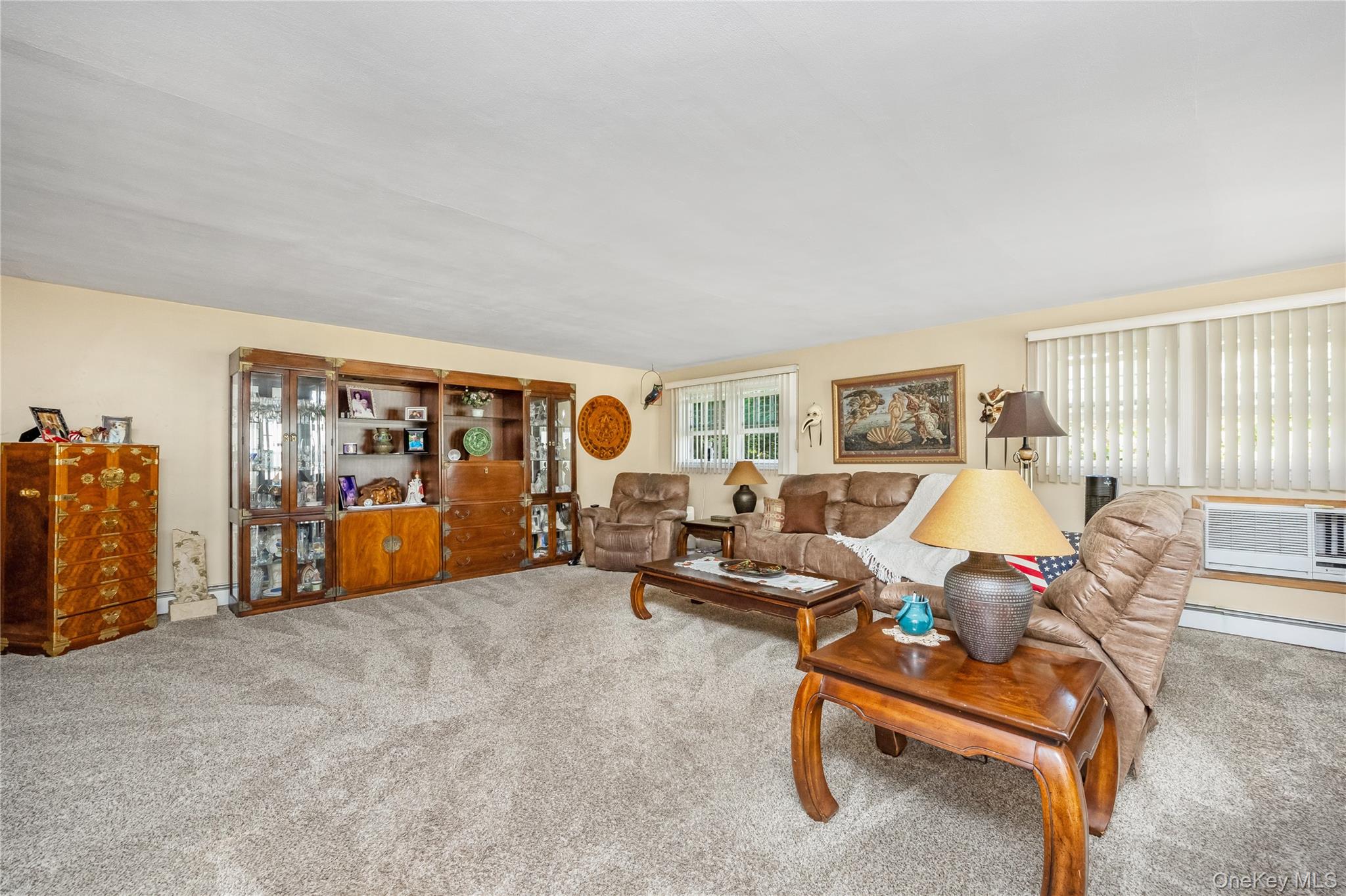 35 Forest Avenue, West Babylon, NY 11704