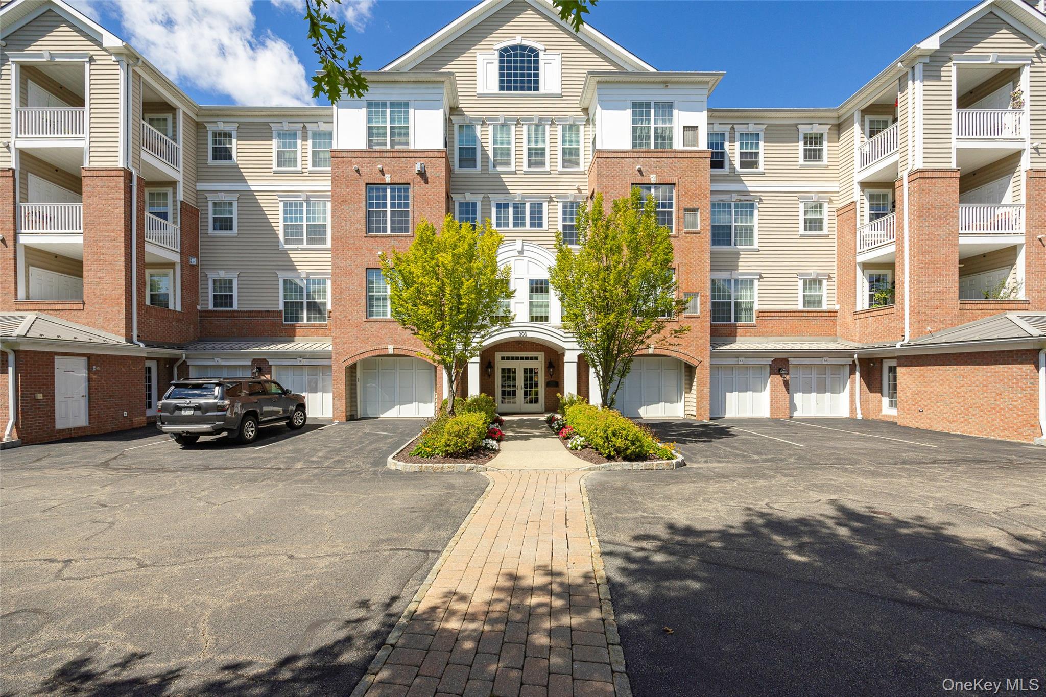 334 Regency Drive, Fishkill, NY 12524