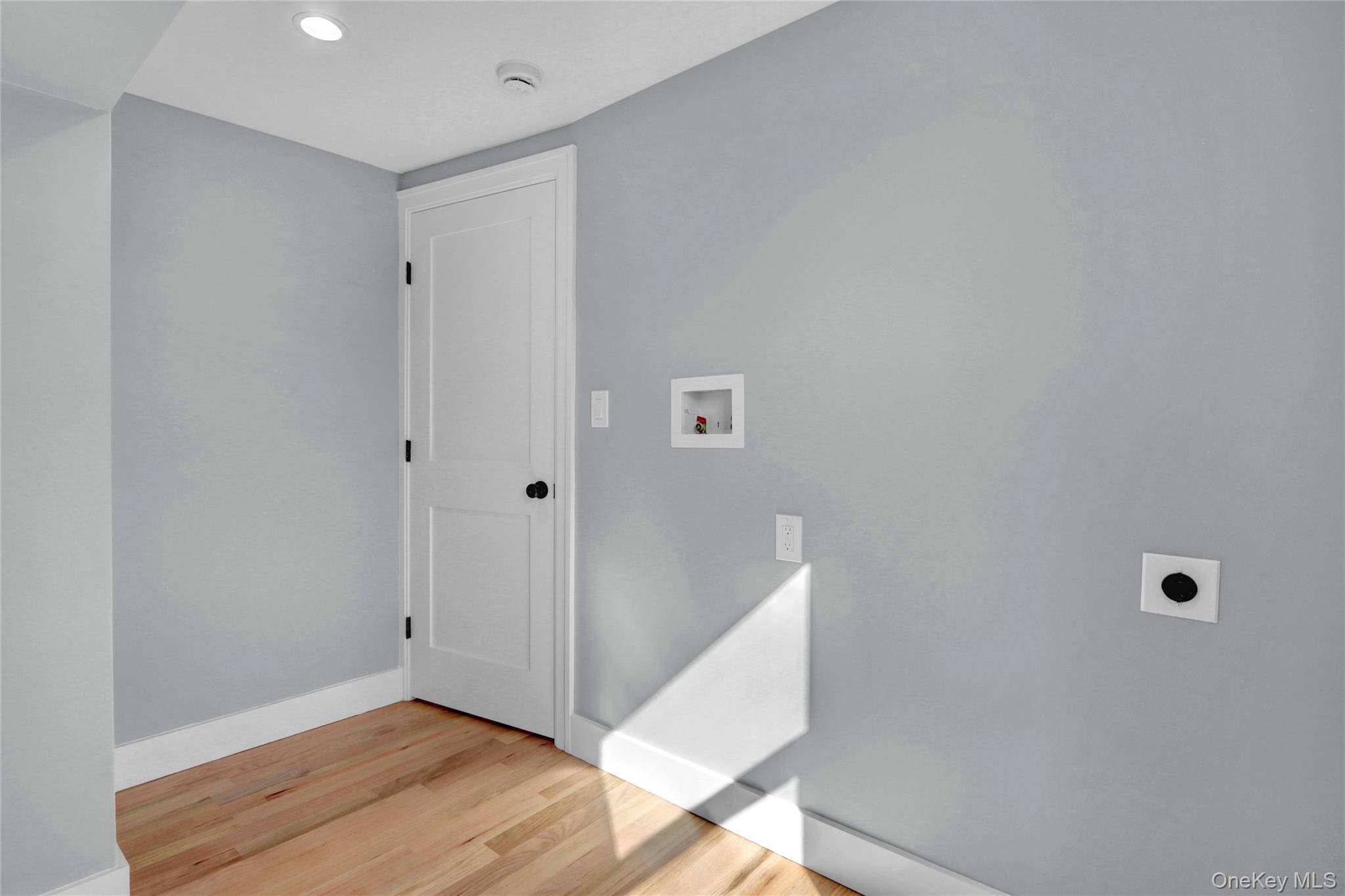 77 Carlls Path, North Babylon, NY 11703