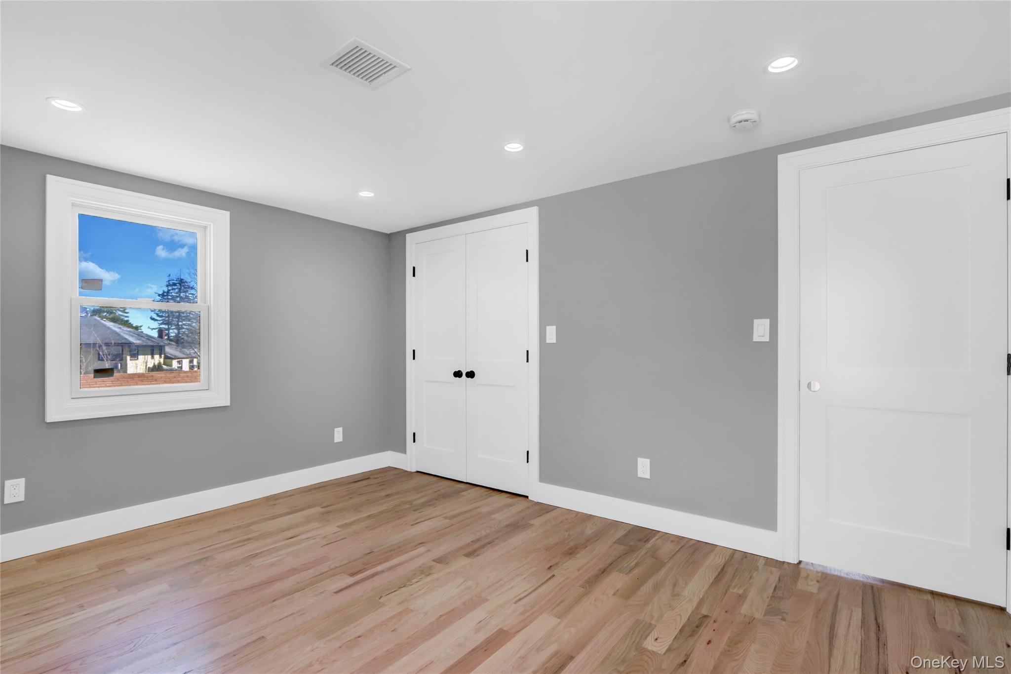 77 Carlls Path, North Babylon, NY 11703