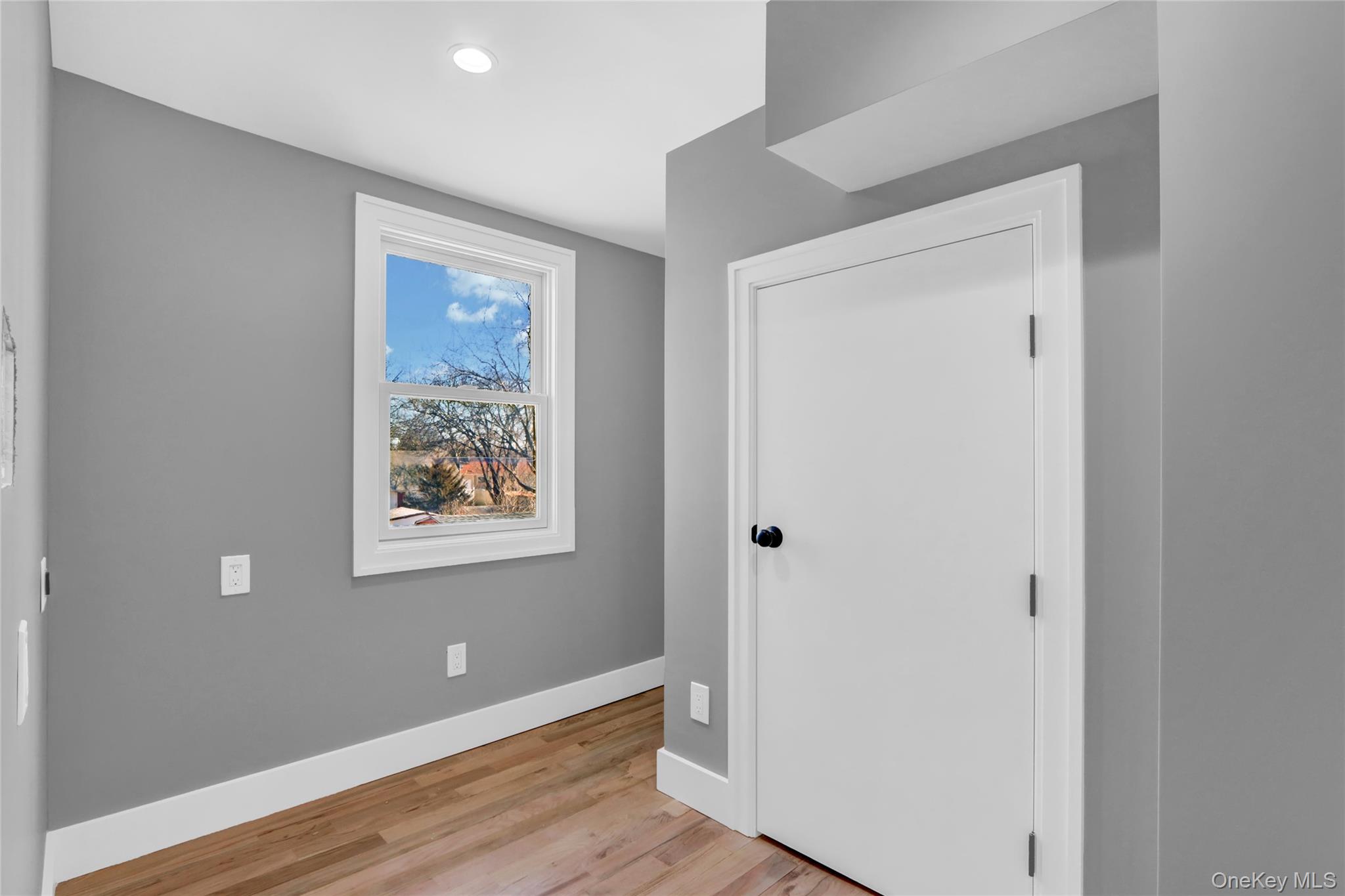 77 Carlls Path, North Babylon, NY 11703