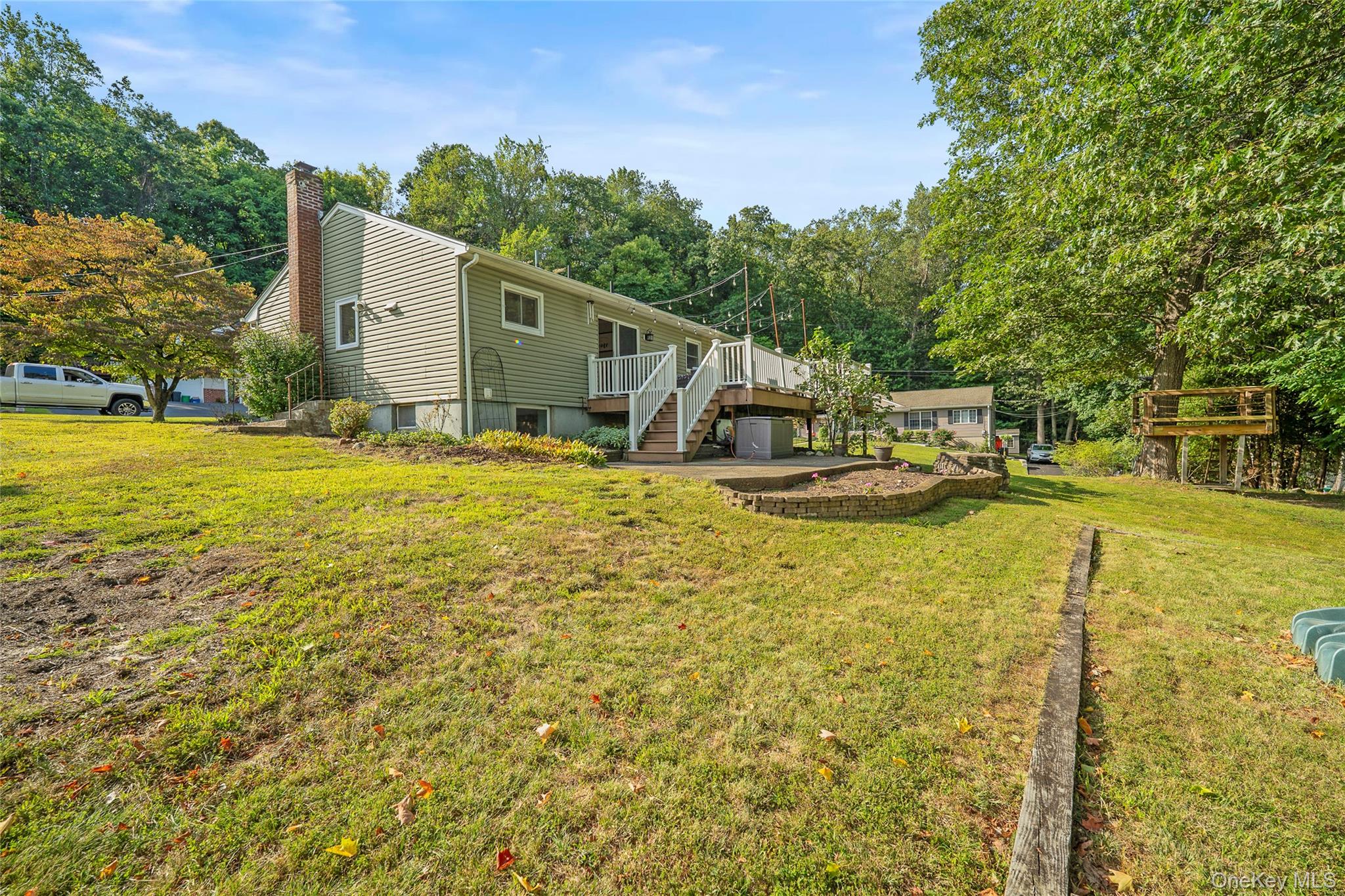 39 Graney Court, Pearl River, NY 10965