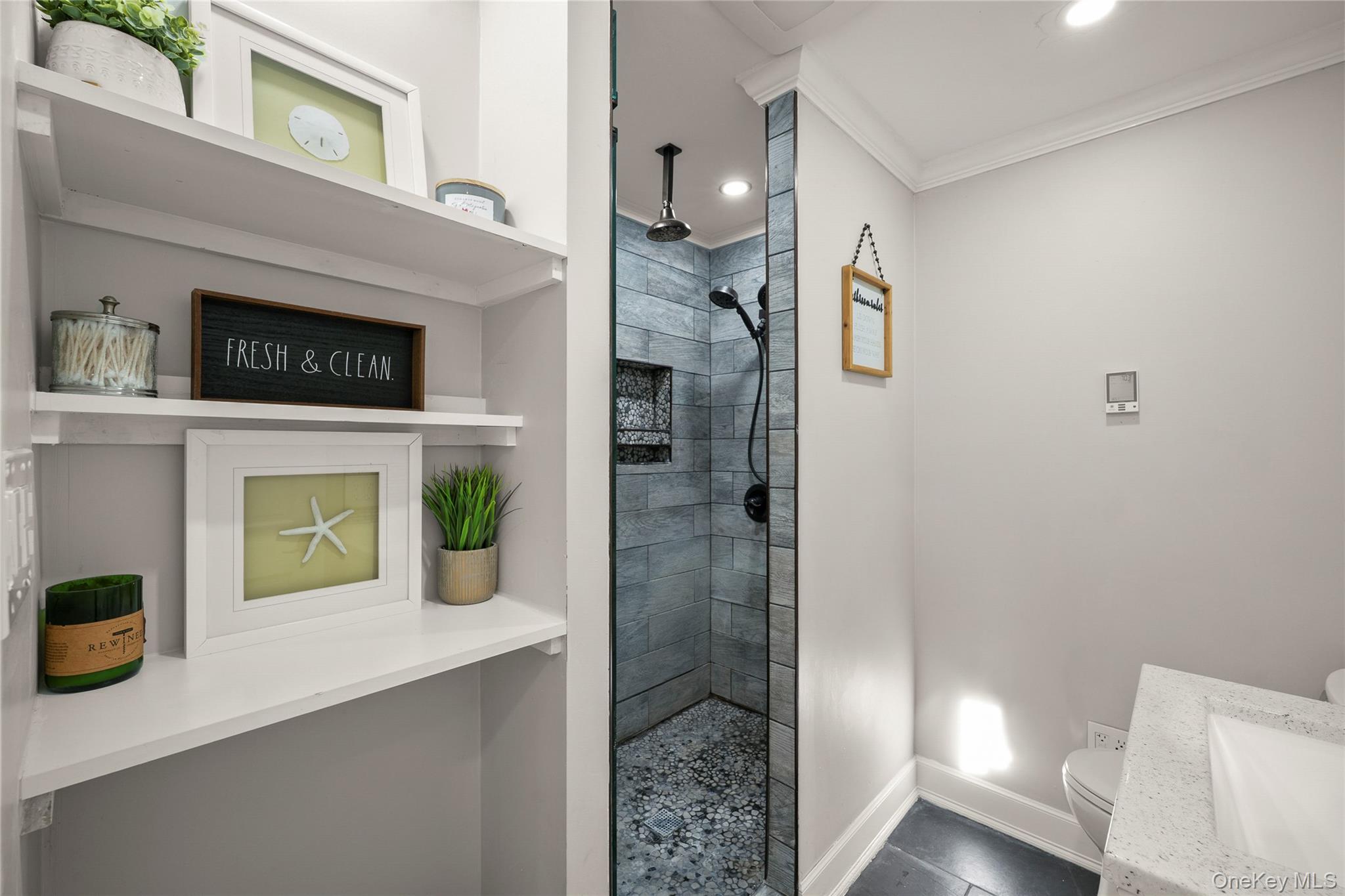 39 Graney Court, Pearl River, NY 10965