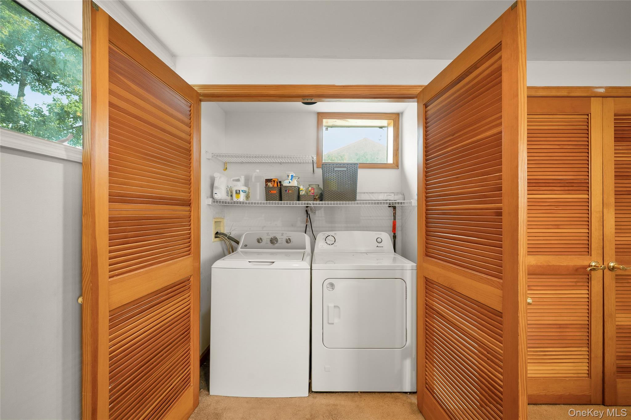 39 Graney Court, Pearl River, NY 10965