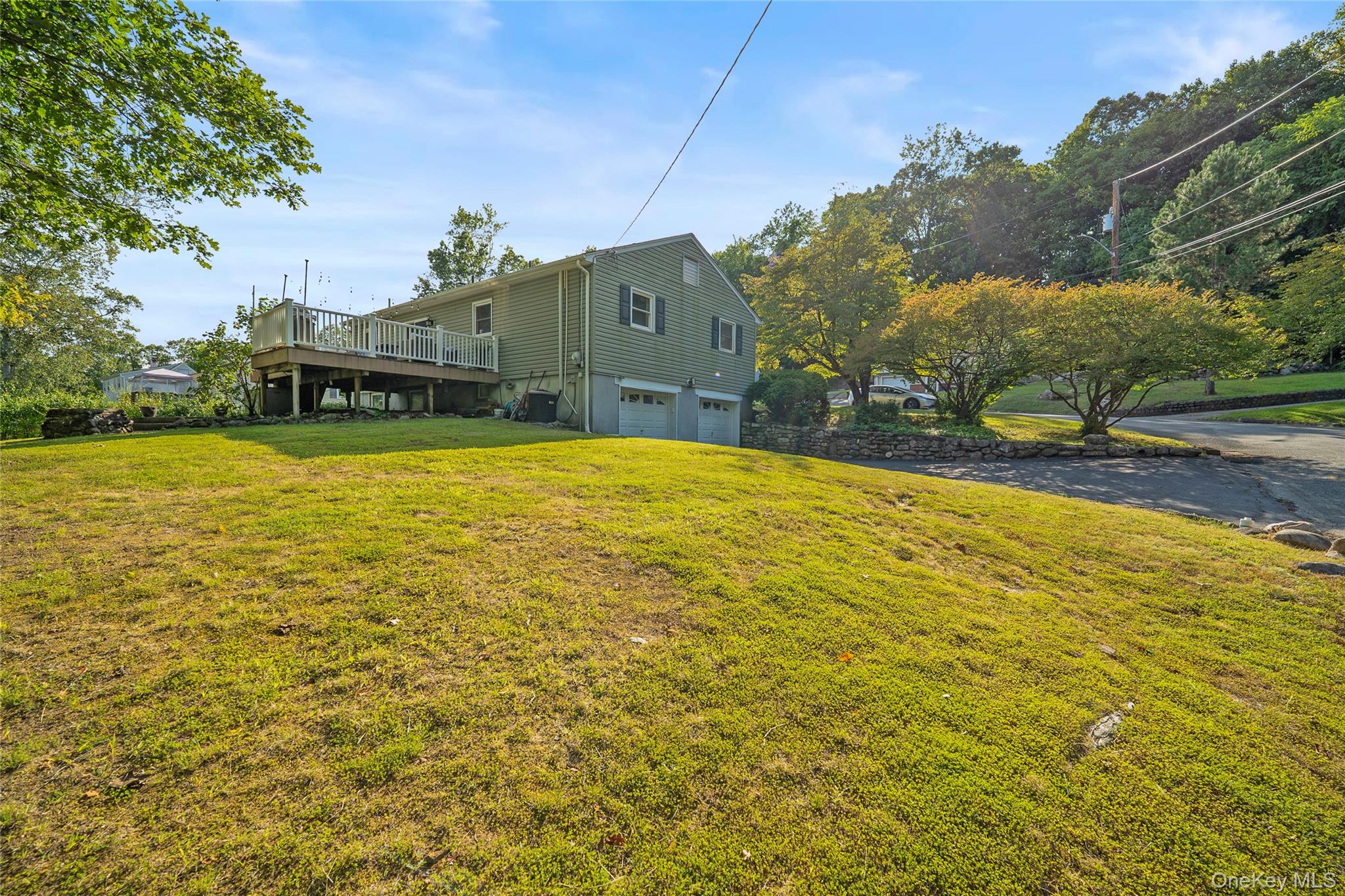 39 Graney Court, Pearl River, NY 10965