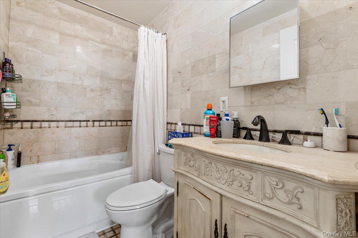 156 Beach 9th Street # 4D, Far Rockaway, NY 11691