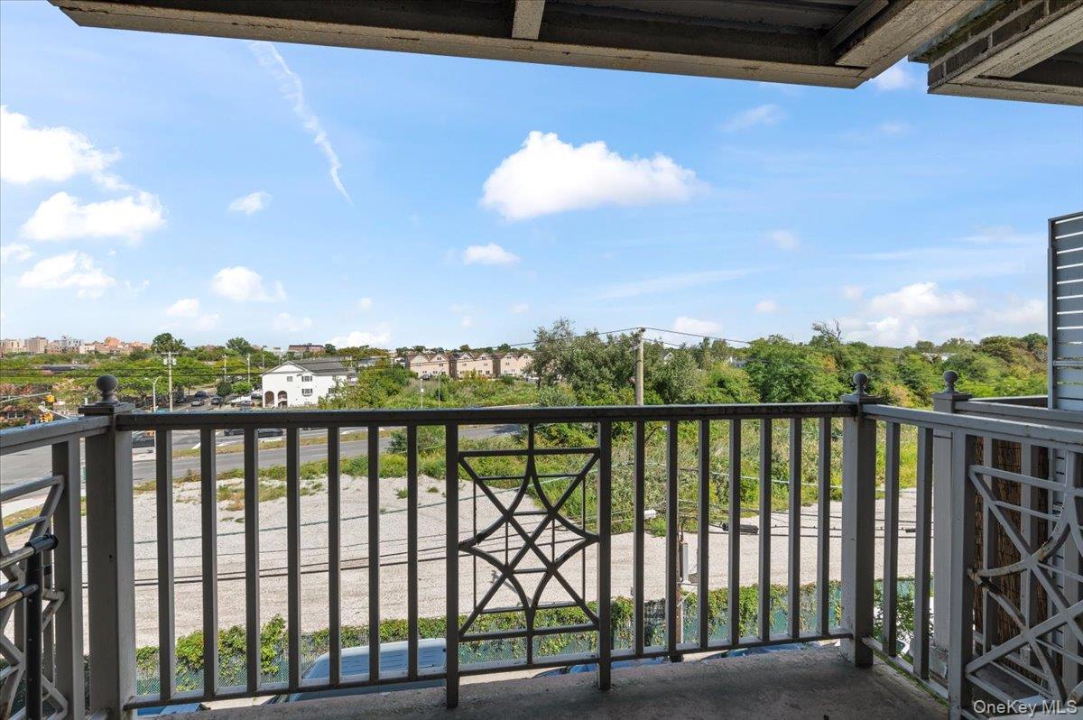 156 Beach 9th Street # 4D, Far Rockaway, NY 11691