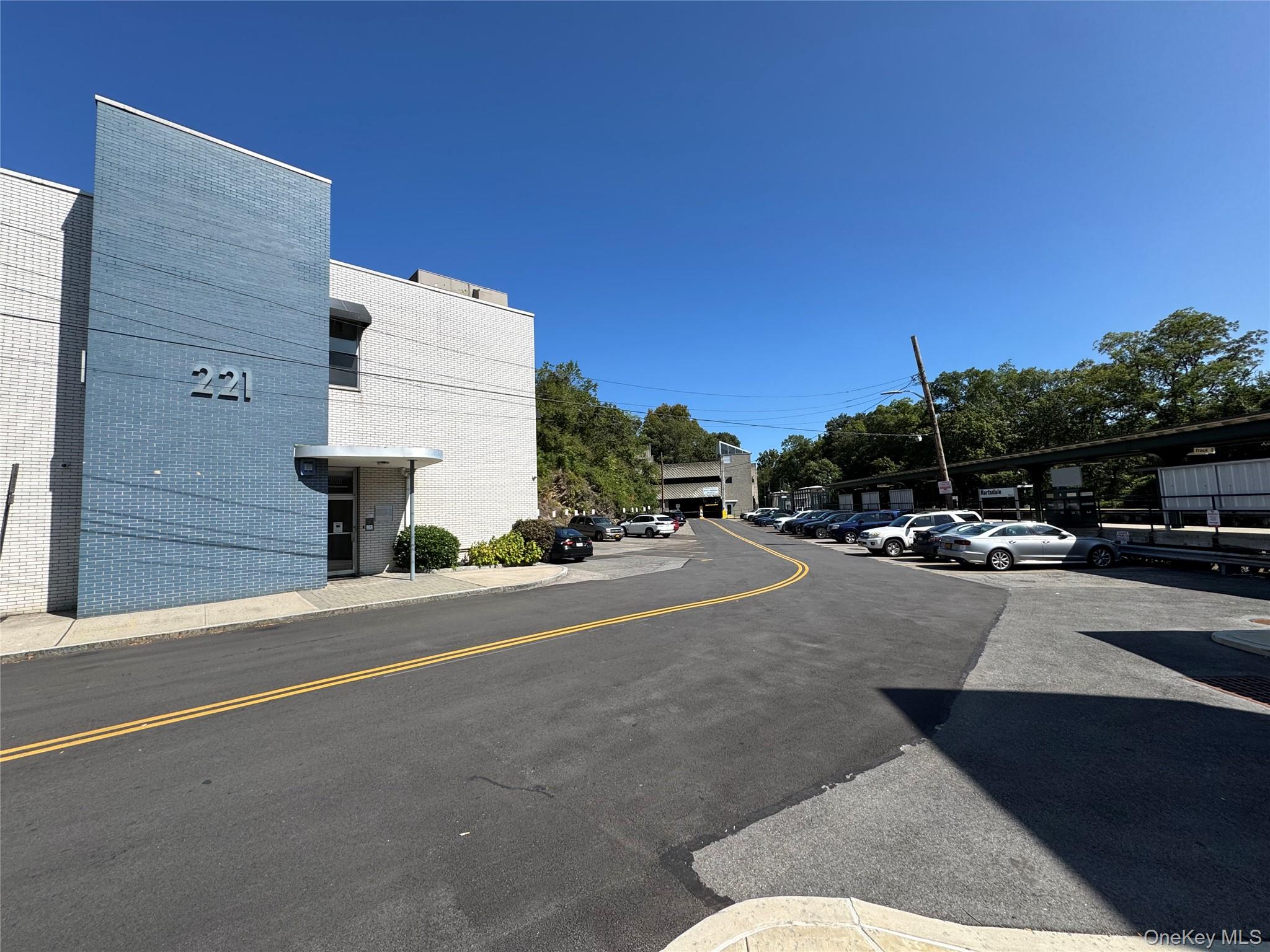 221 E Hartsdale Avenue, Hartsdale, NY 10530