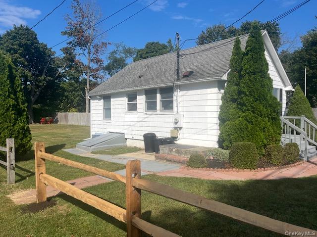 19 Carlson Lane, East Northport, NY 11731