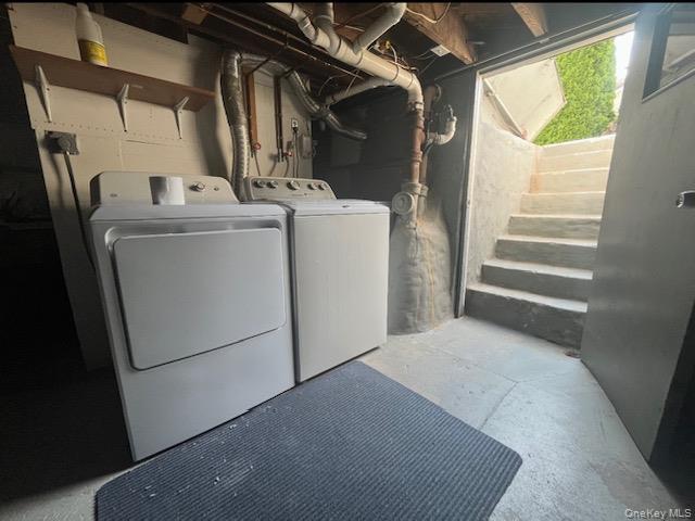 19 Carlson Lane, East Northport, NY 11731