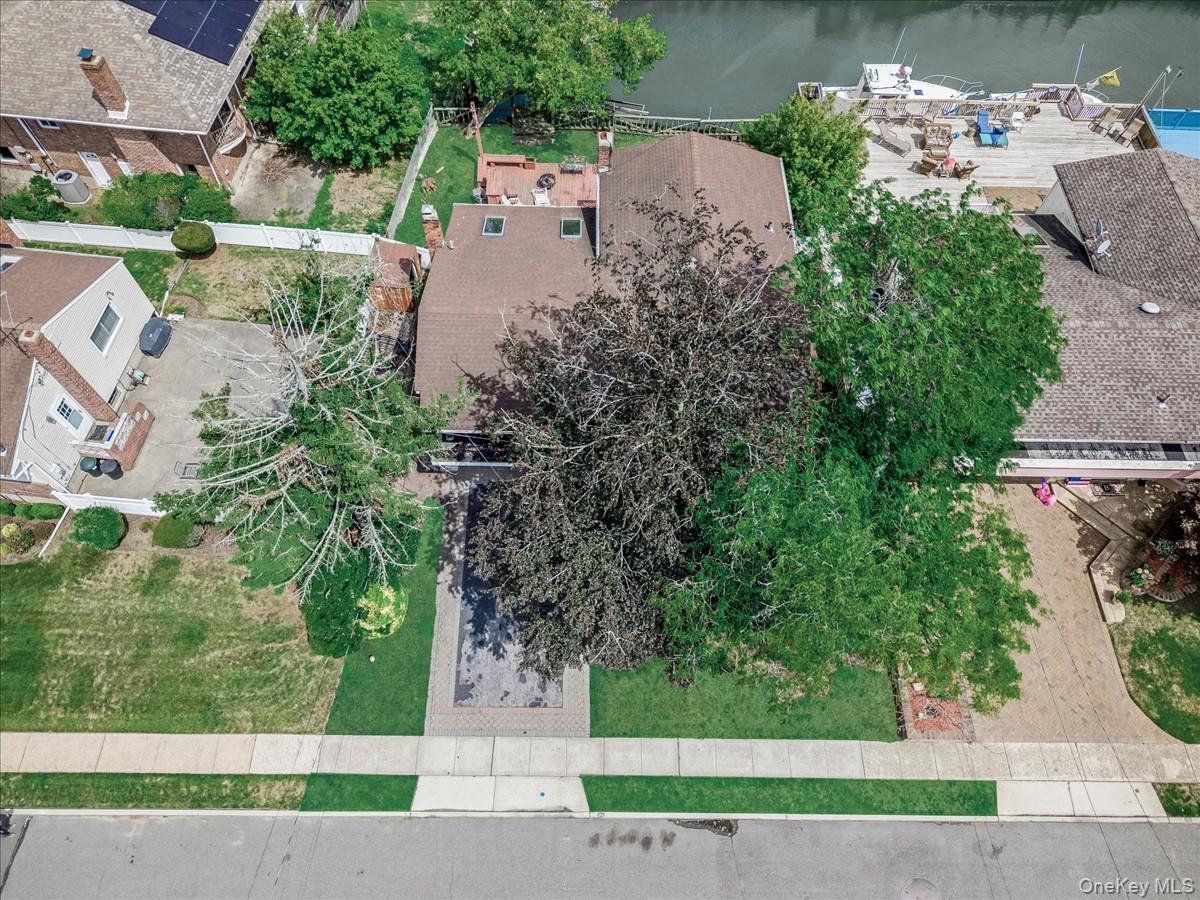 3249 Wolfson Drive, Baldwin, NY 11510