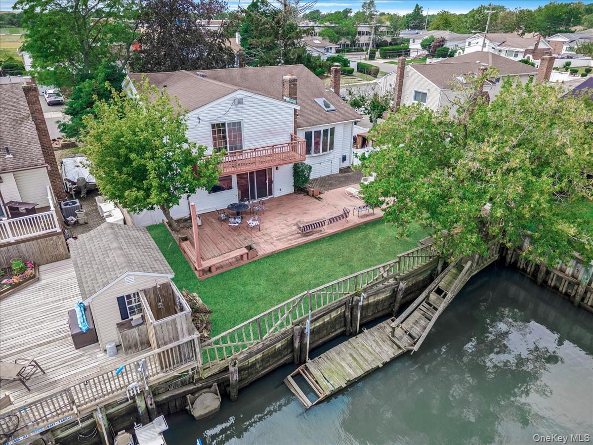 3249 Wolfson Drive, Baldwin, NY 11510