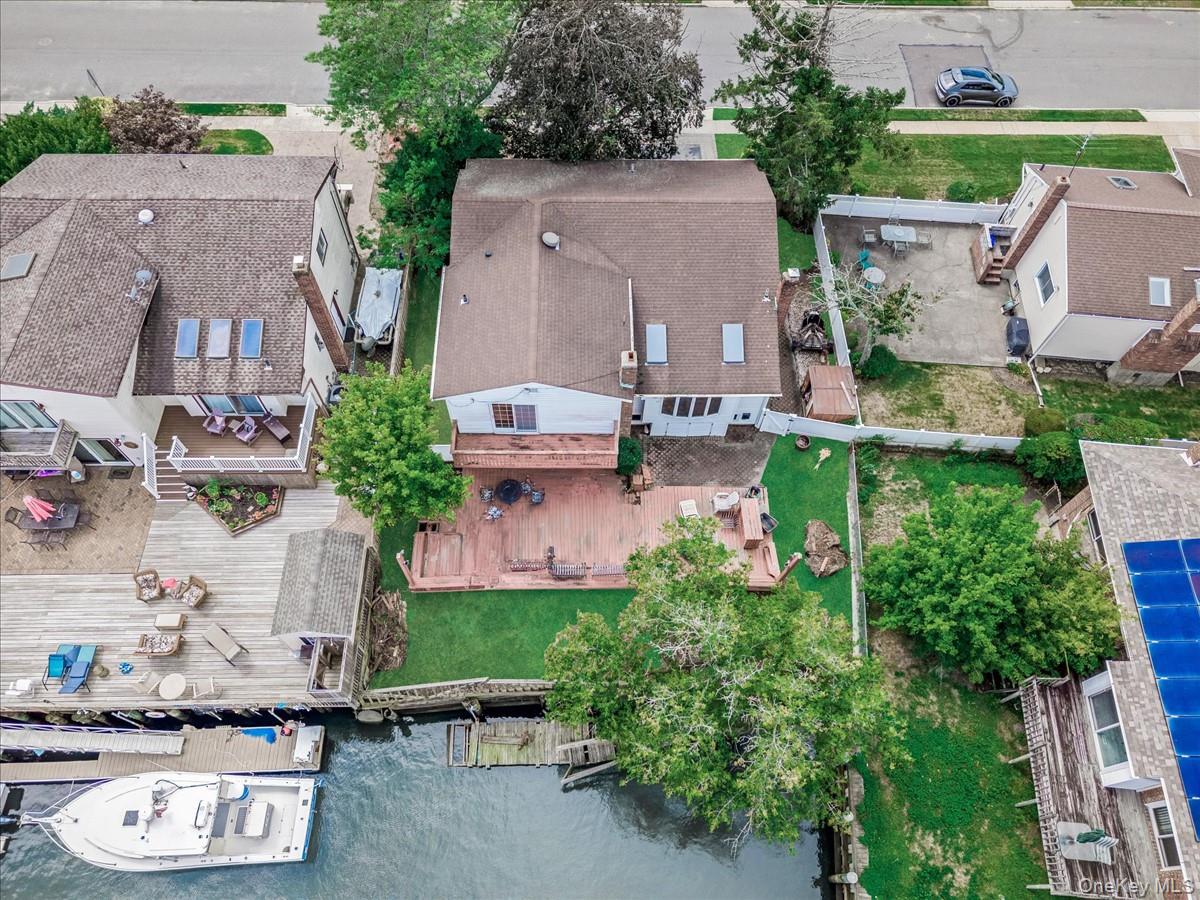 3249 Wolfson Drive, Baldwin, NY 11510